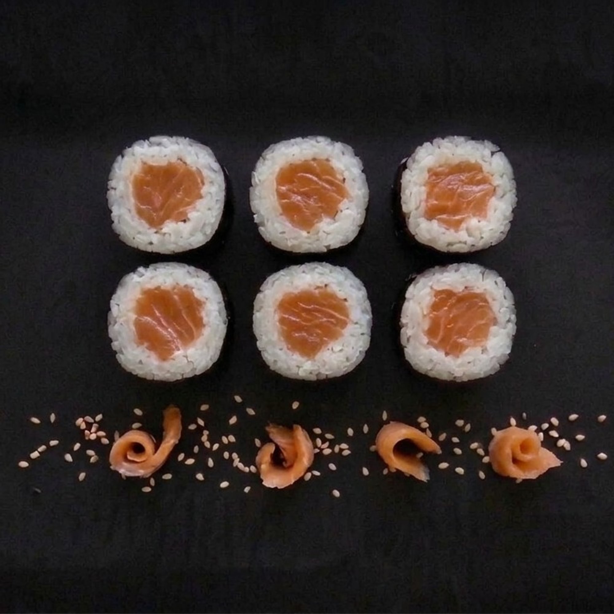 Smoked Salmon Roll