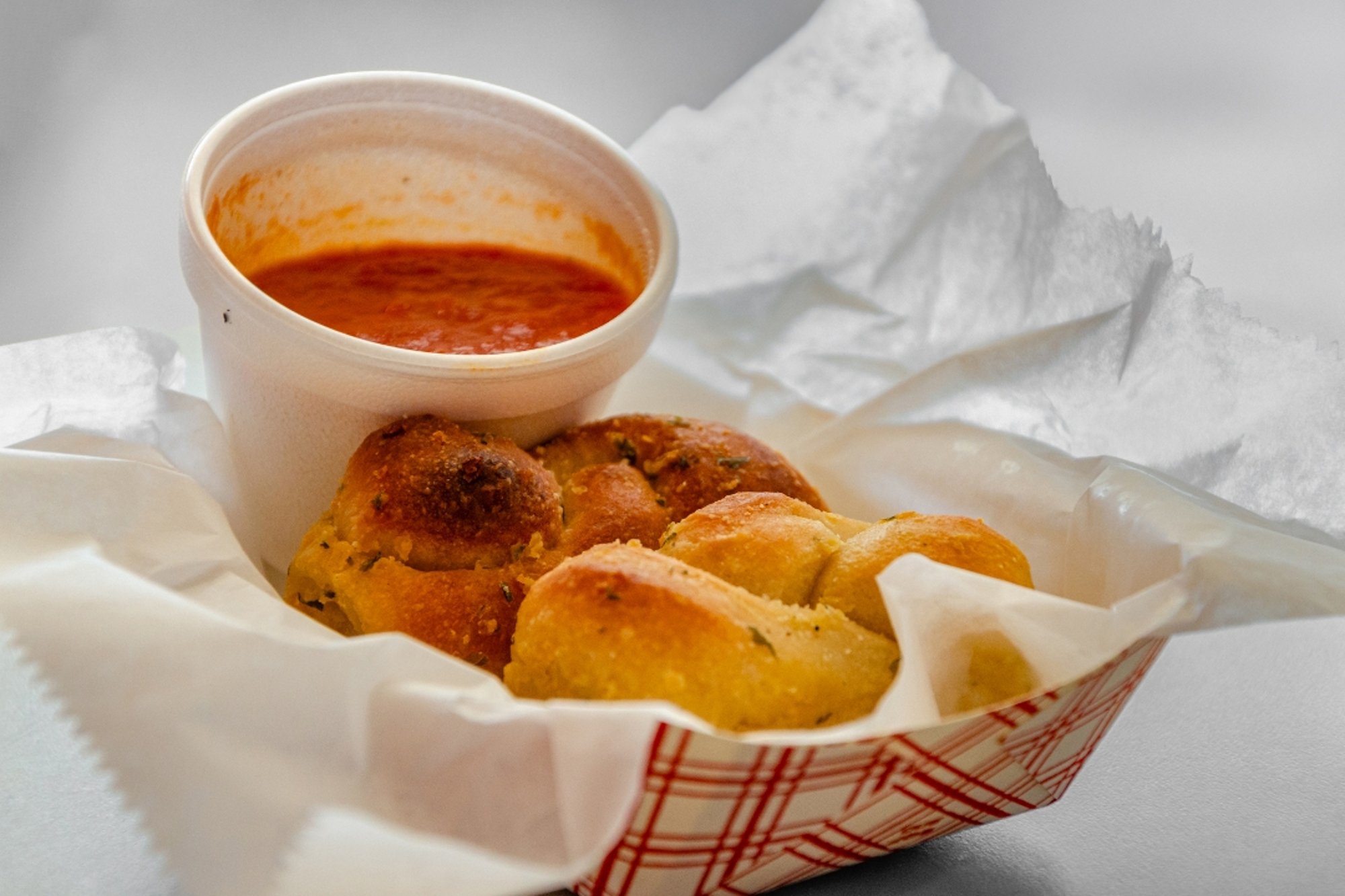 6 PC Garlic Knots