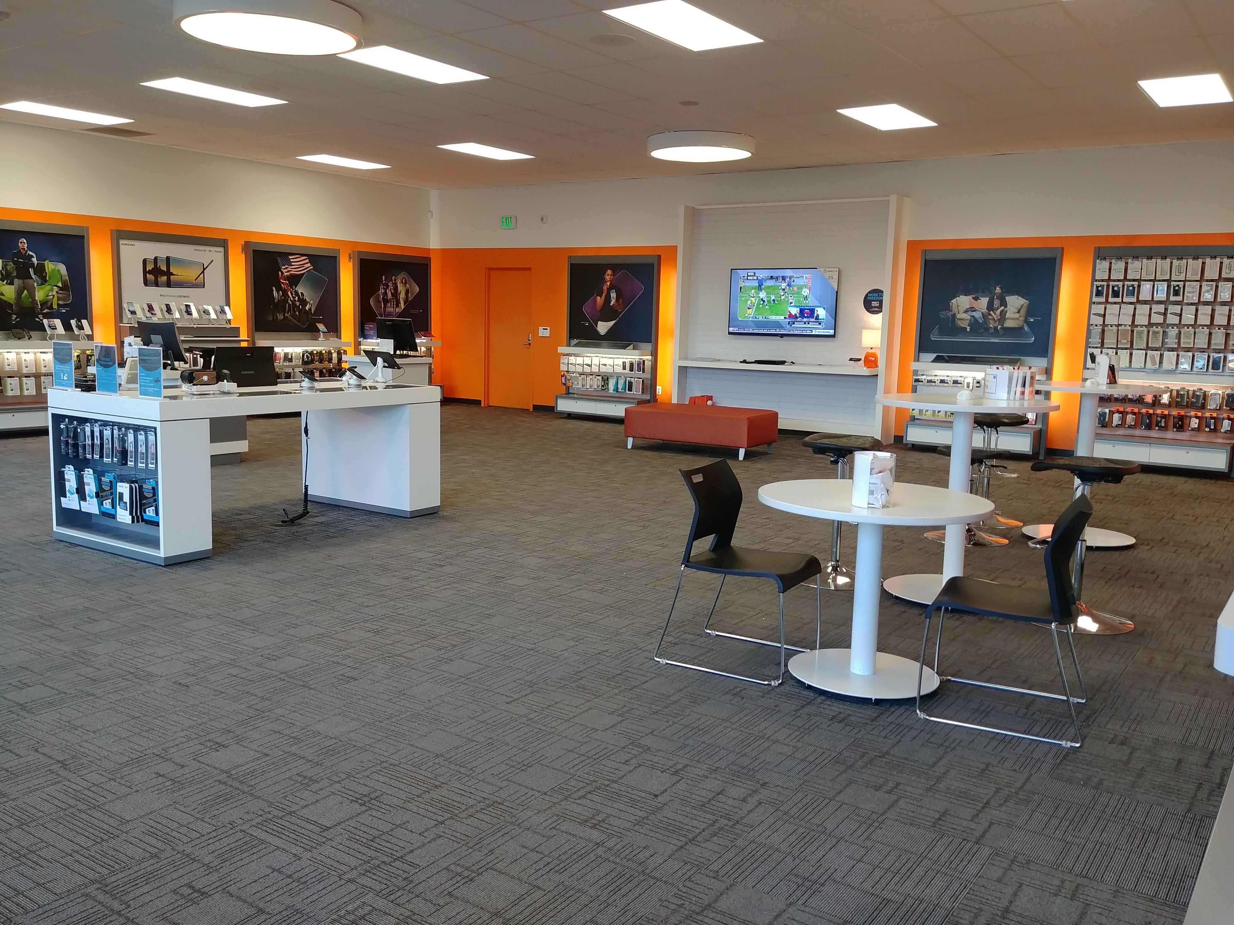 AT&T Store Photo