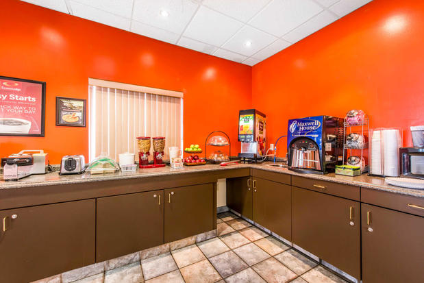 Images Econo Lodge