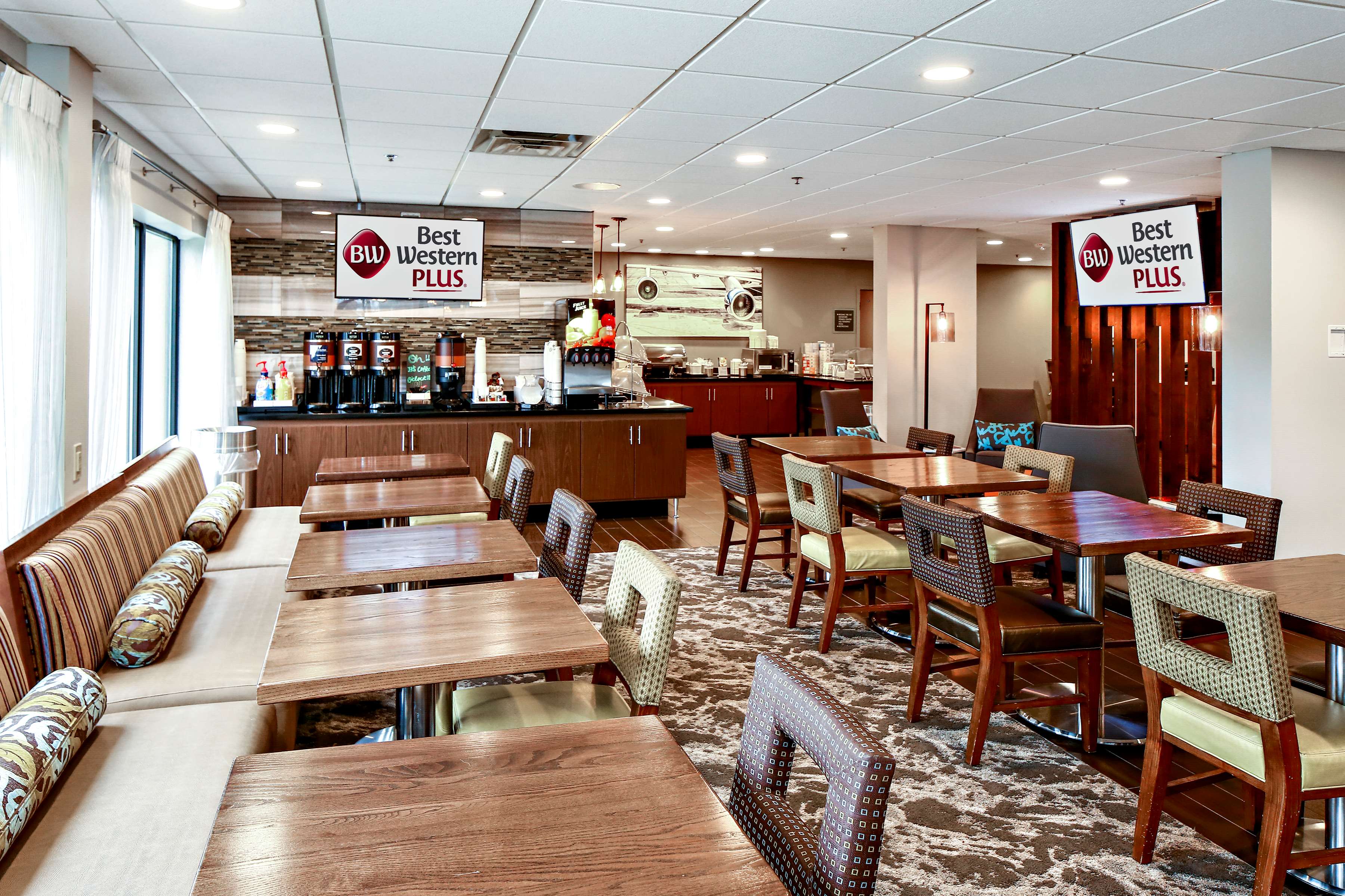 Best Western Plus Bellingham Photo