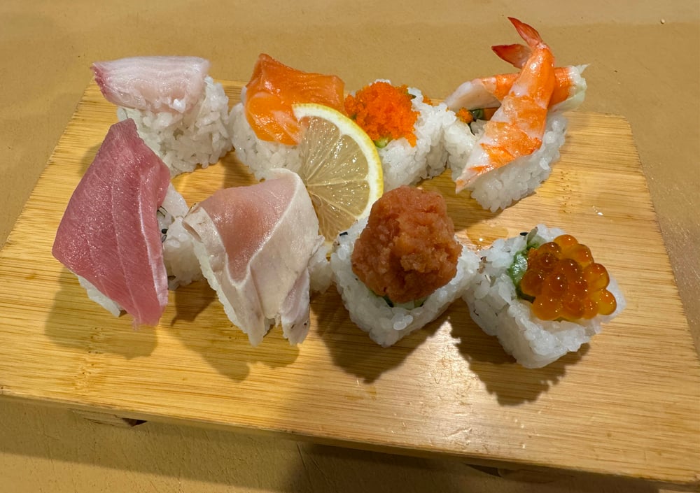 Sashimi Special Roll