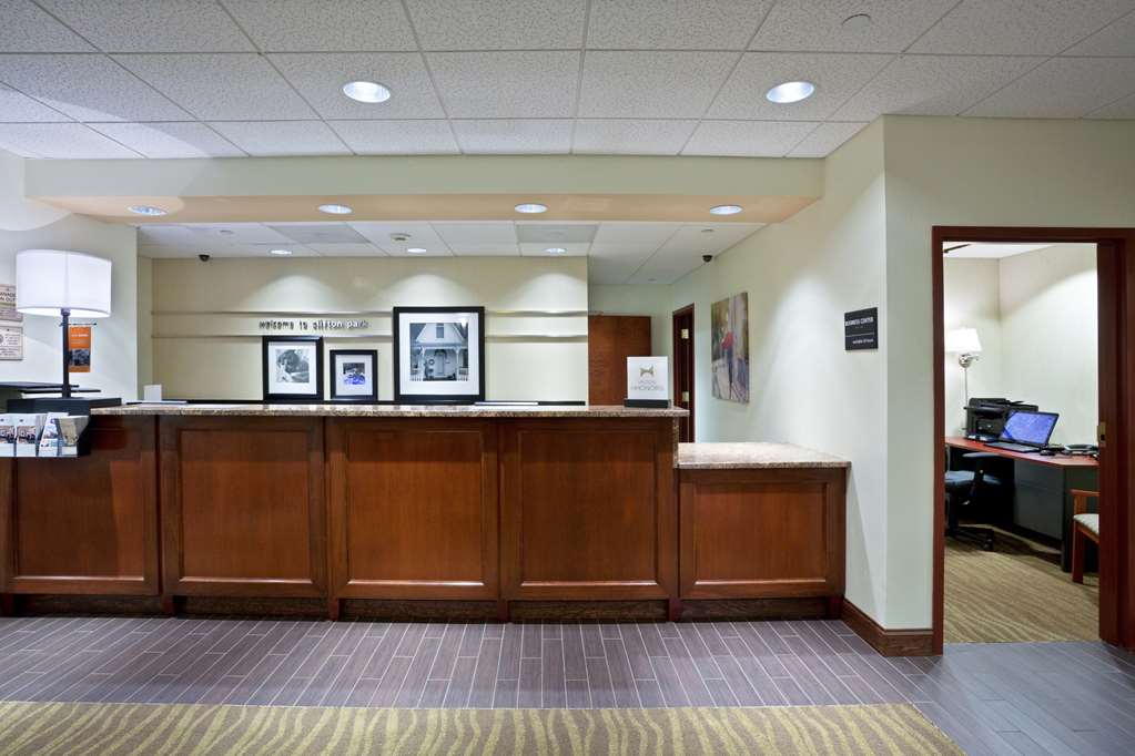 Hampton Inn Clifton Park Image