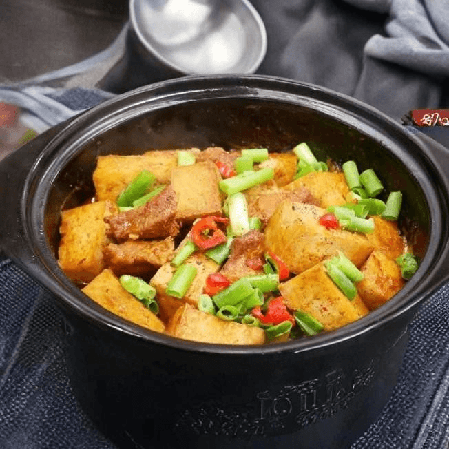 131. Pork & Tofu Simmered in Caramel Sauce / Thịt Heo Tào Hủ Kho Tộ