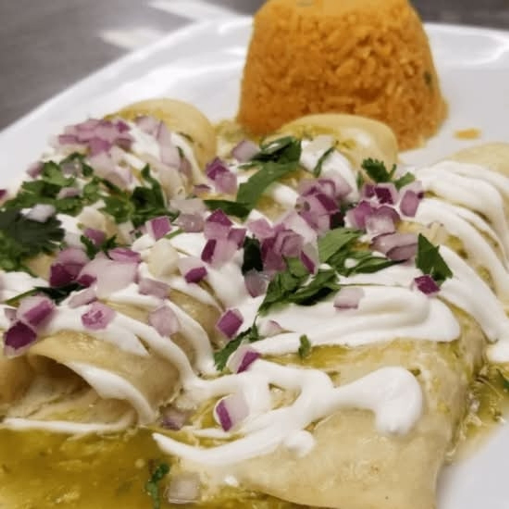 Lunch Enchiladas Suizas