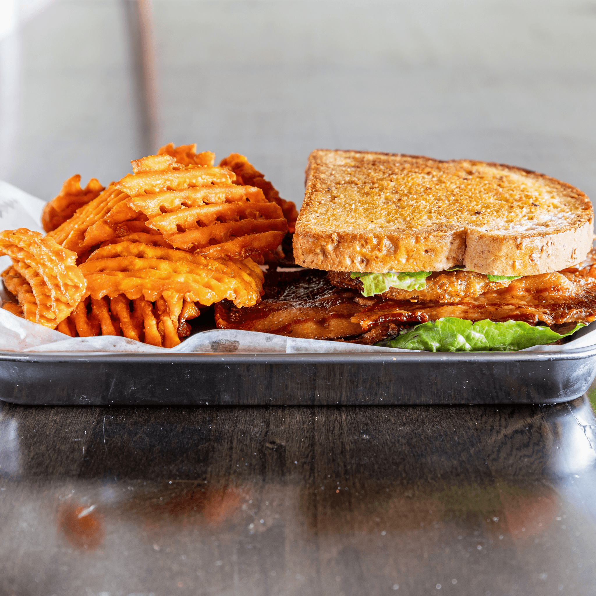 BLT
