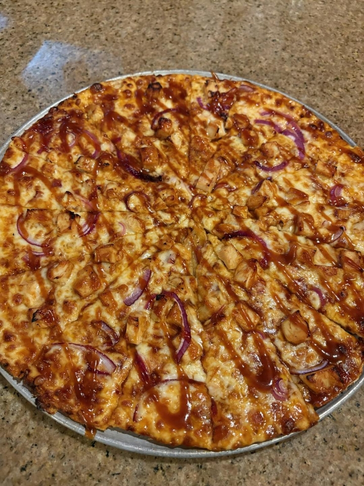 14" BBQ CHICKEN CAULIFLOWER