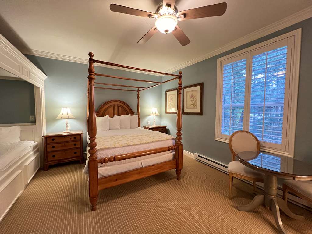 Best Western Grandma's Feather Bed Image
