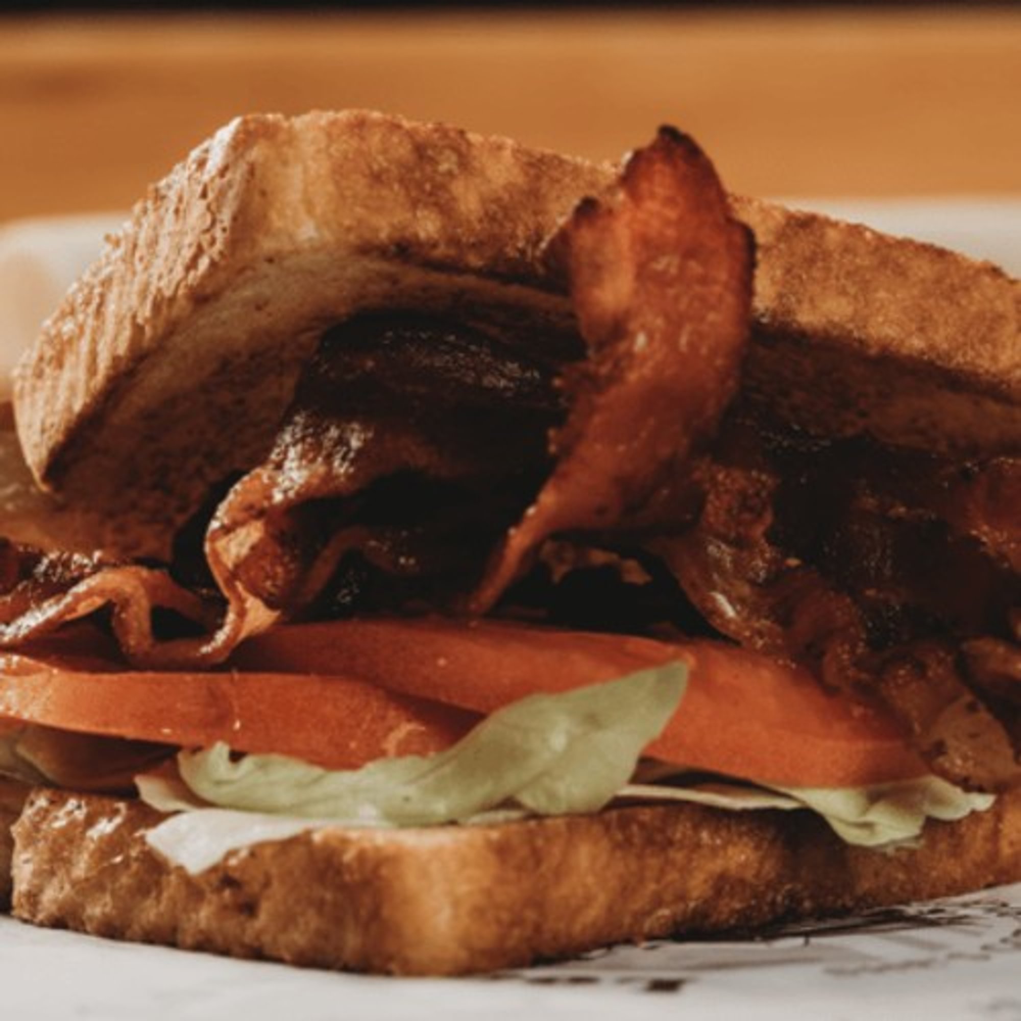 BLT