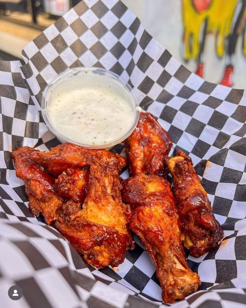 Flavored Bone In Chicken Wings