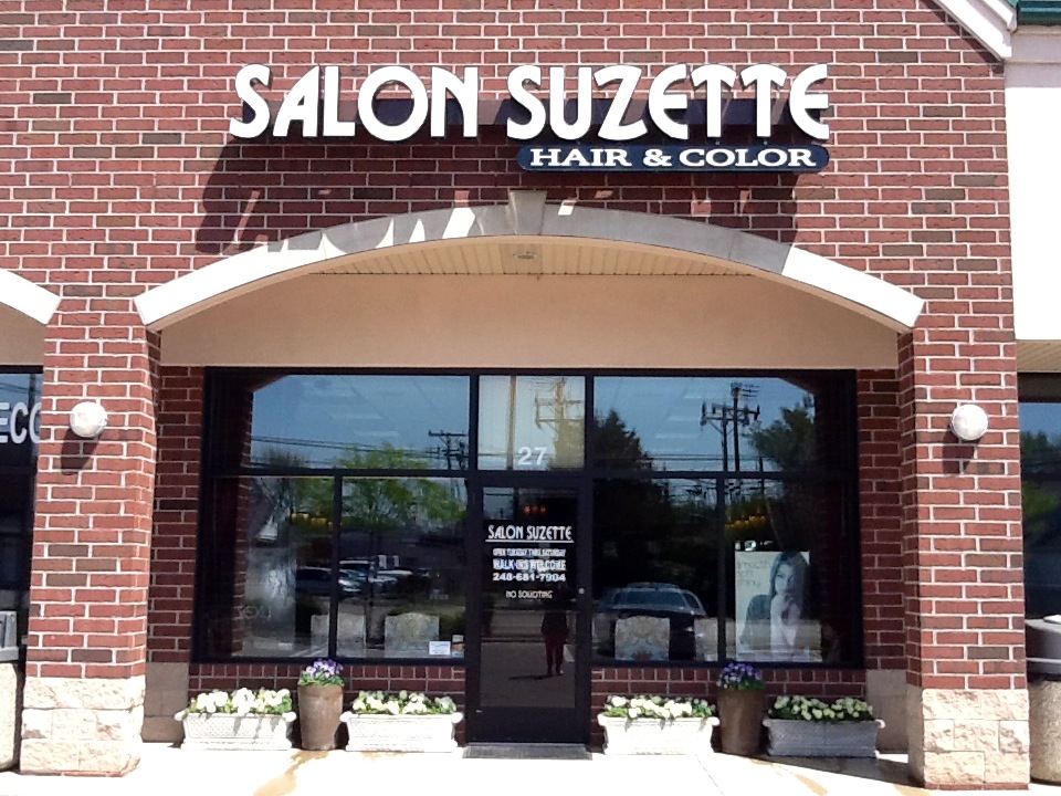Salon Suzette Logo