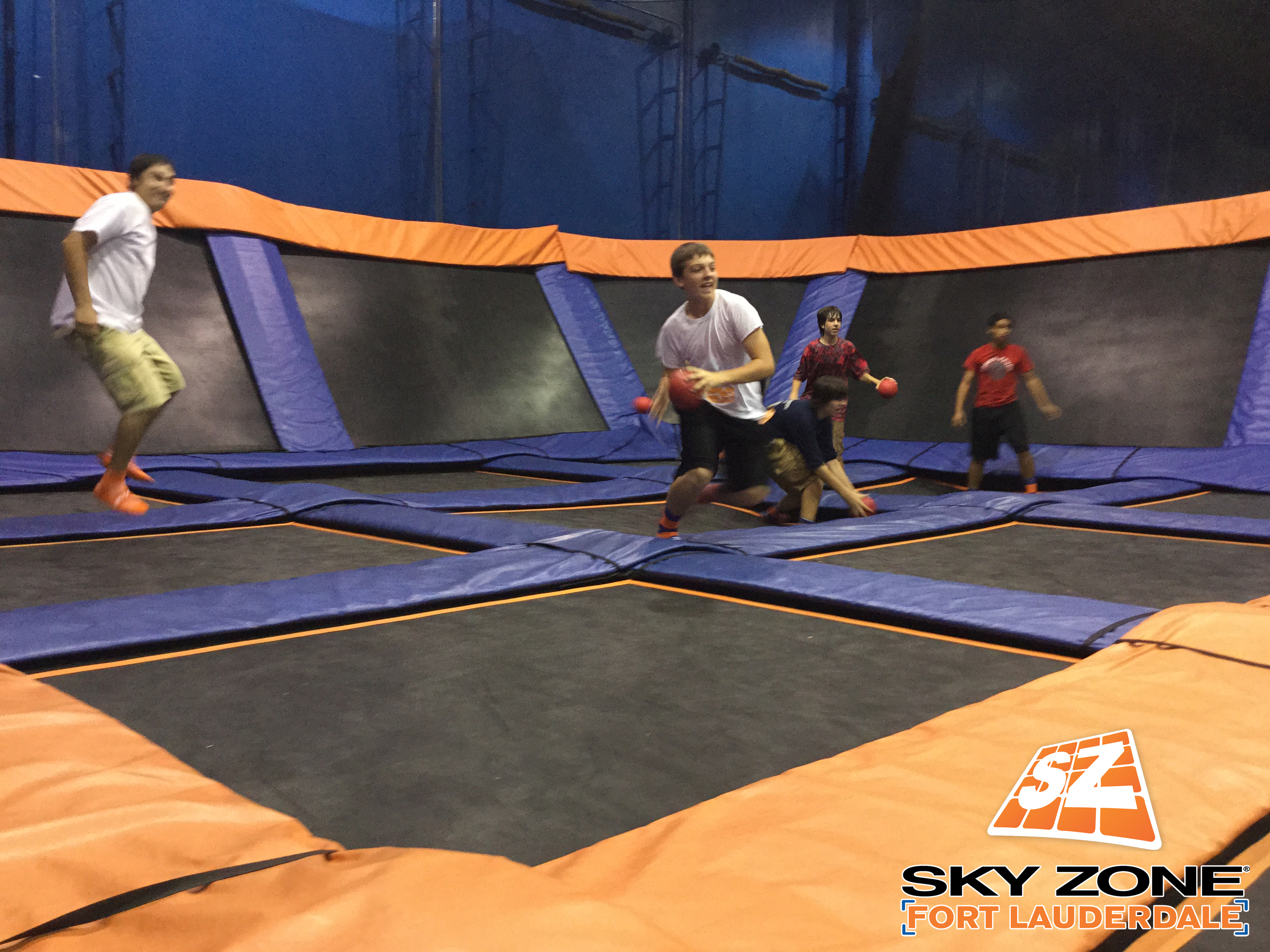 Sky Zone Fort Lauderdale Coupons near me in Pompano Beach ...