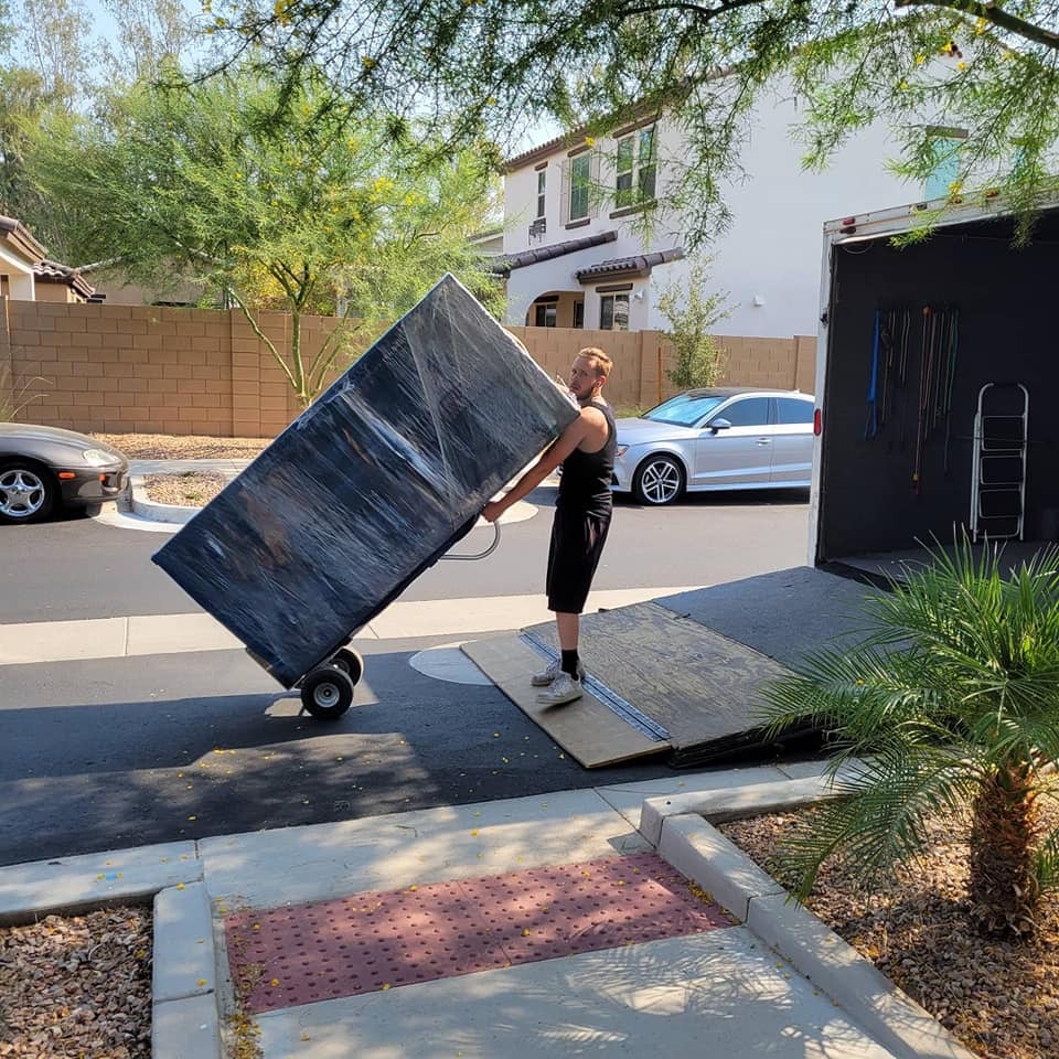 Donation Movers Image