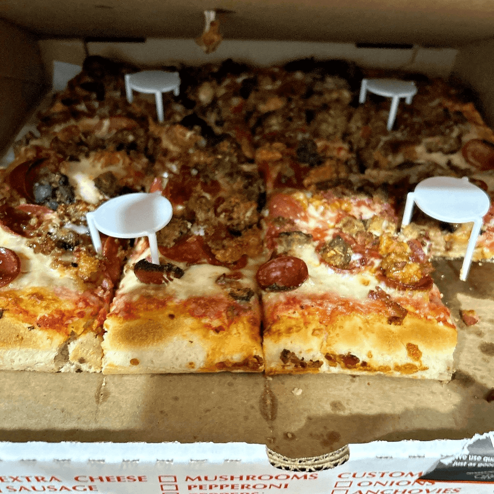 Lot-Sa Meat-Sa Pizza (Square or Round)
