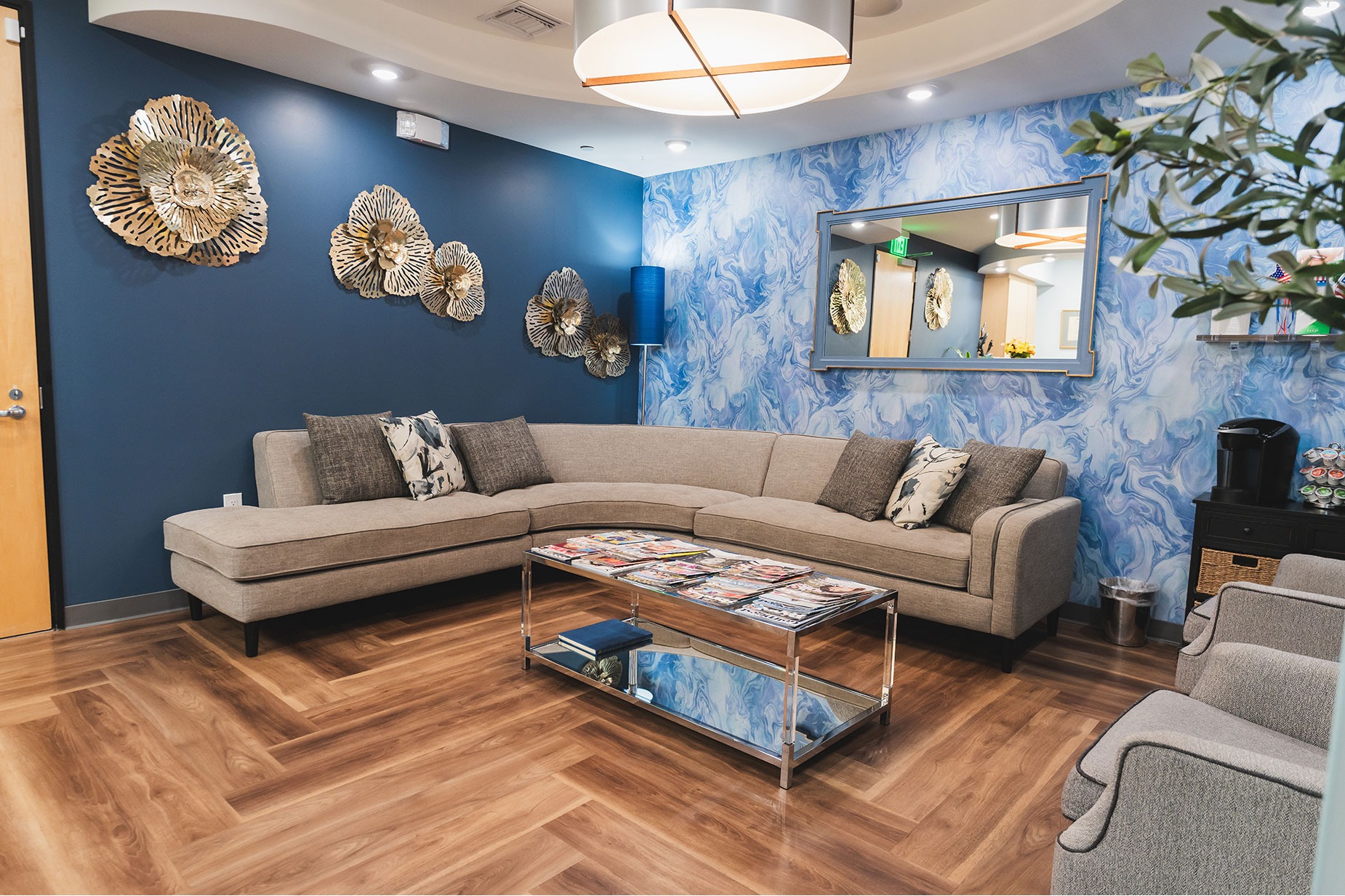 Valencia Aesthetic Dentistry Image