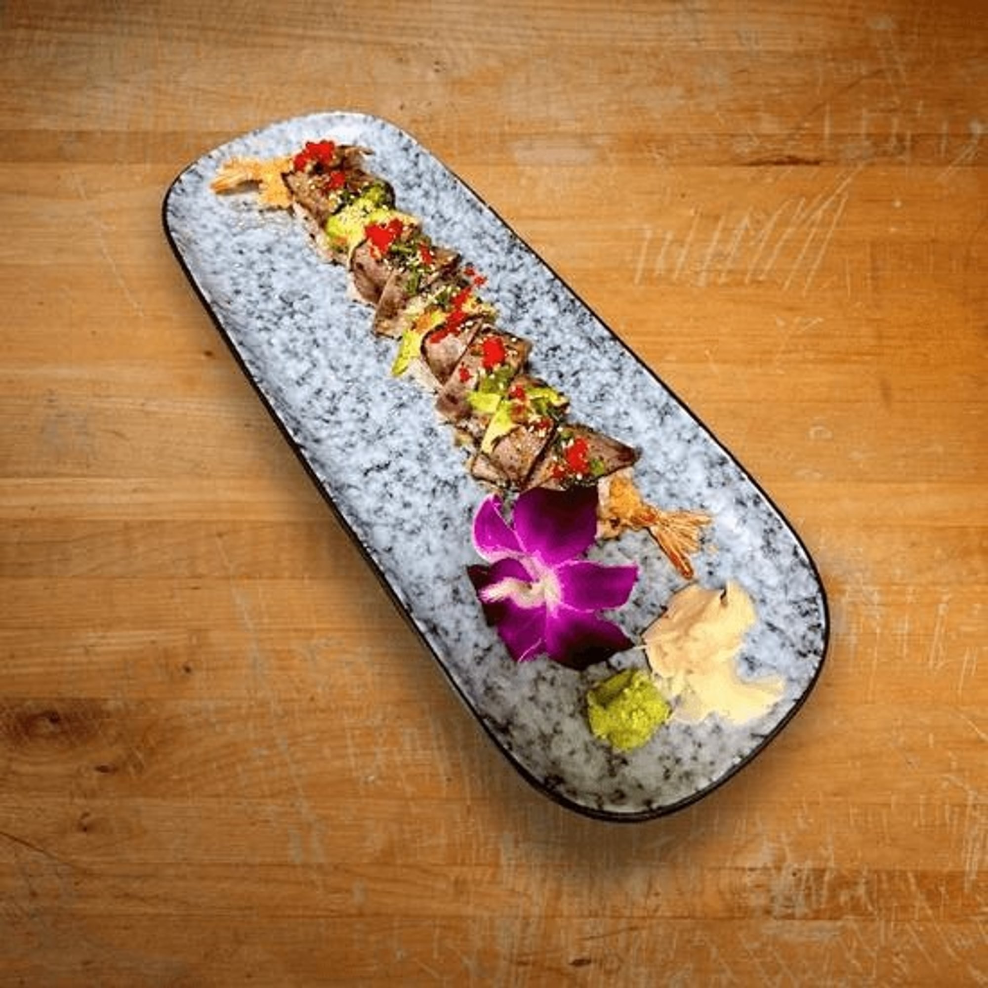 Surf&Turf Roll (8pc)