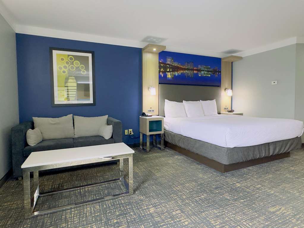 Best Western Plus Glen Allen Inn Image