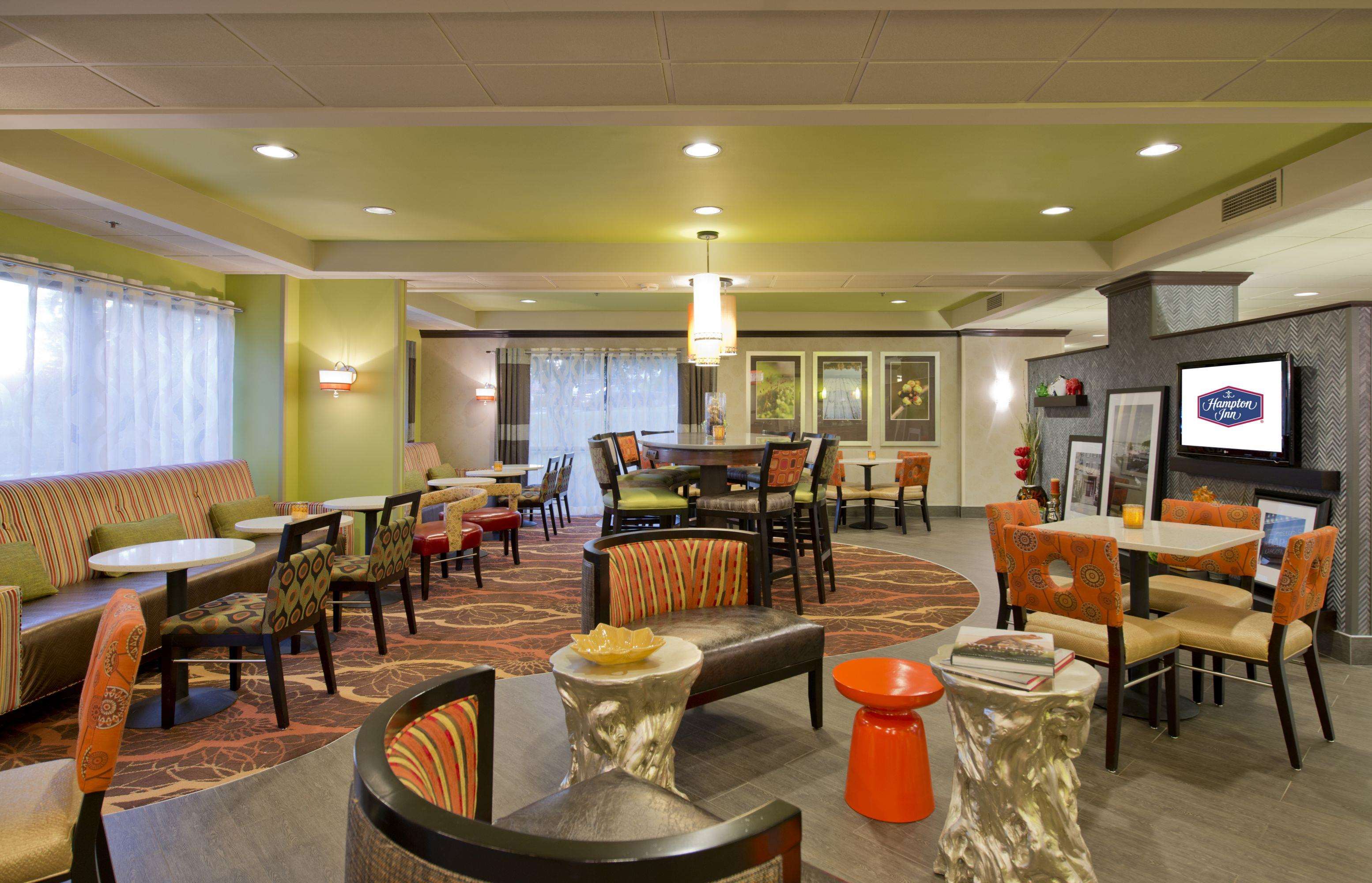 Hampton Inn Anderson Photo