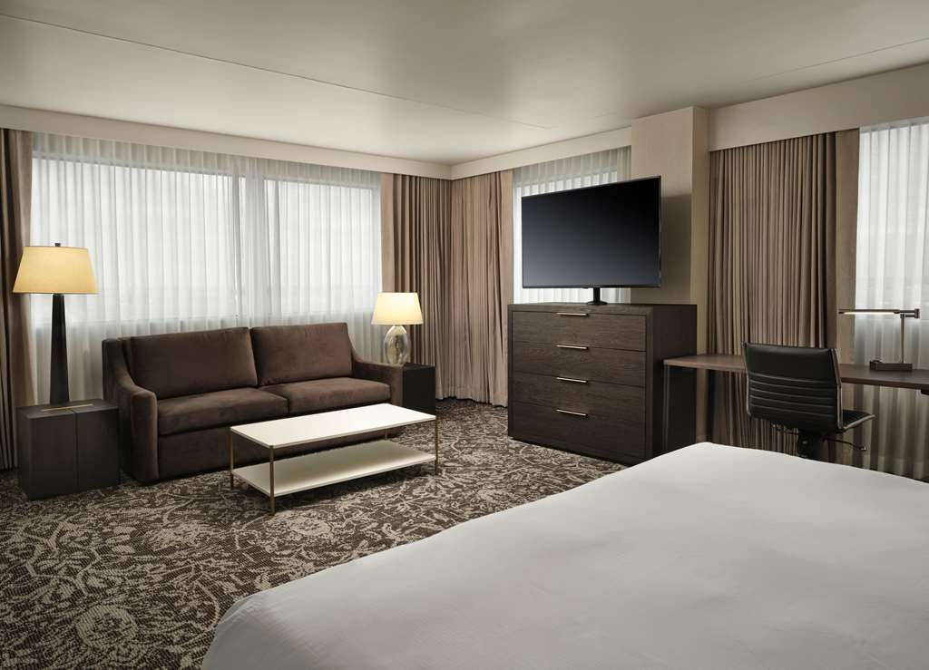 Hilton Atlanta Airport Image