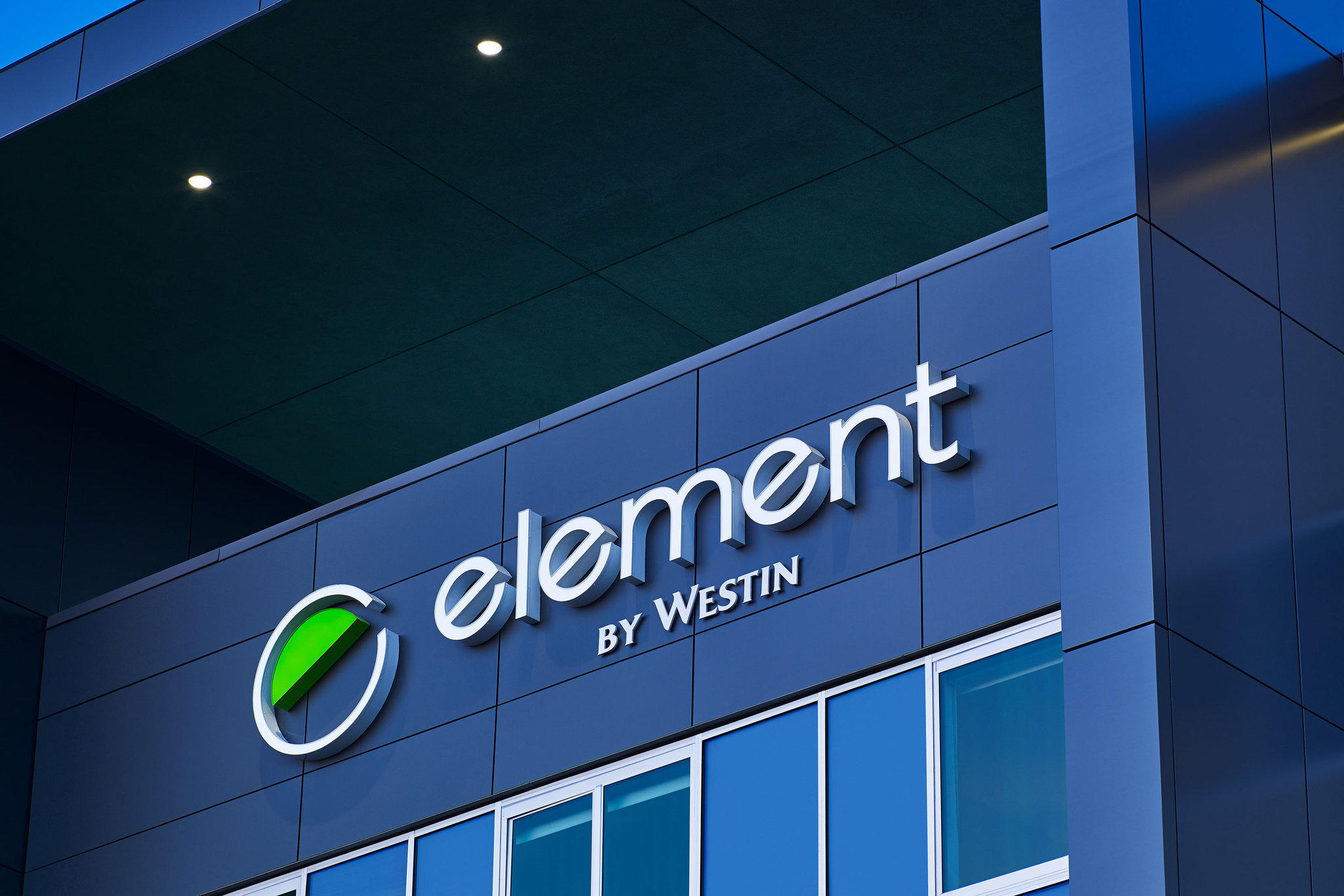 Element Chandler Fashion Center Photo