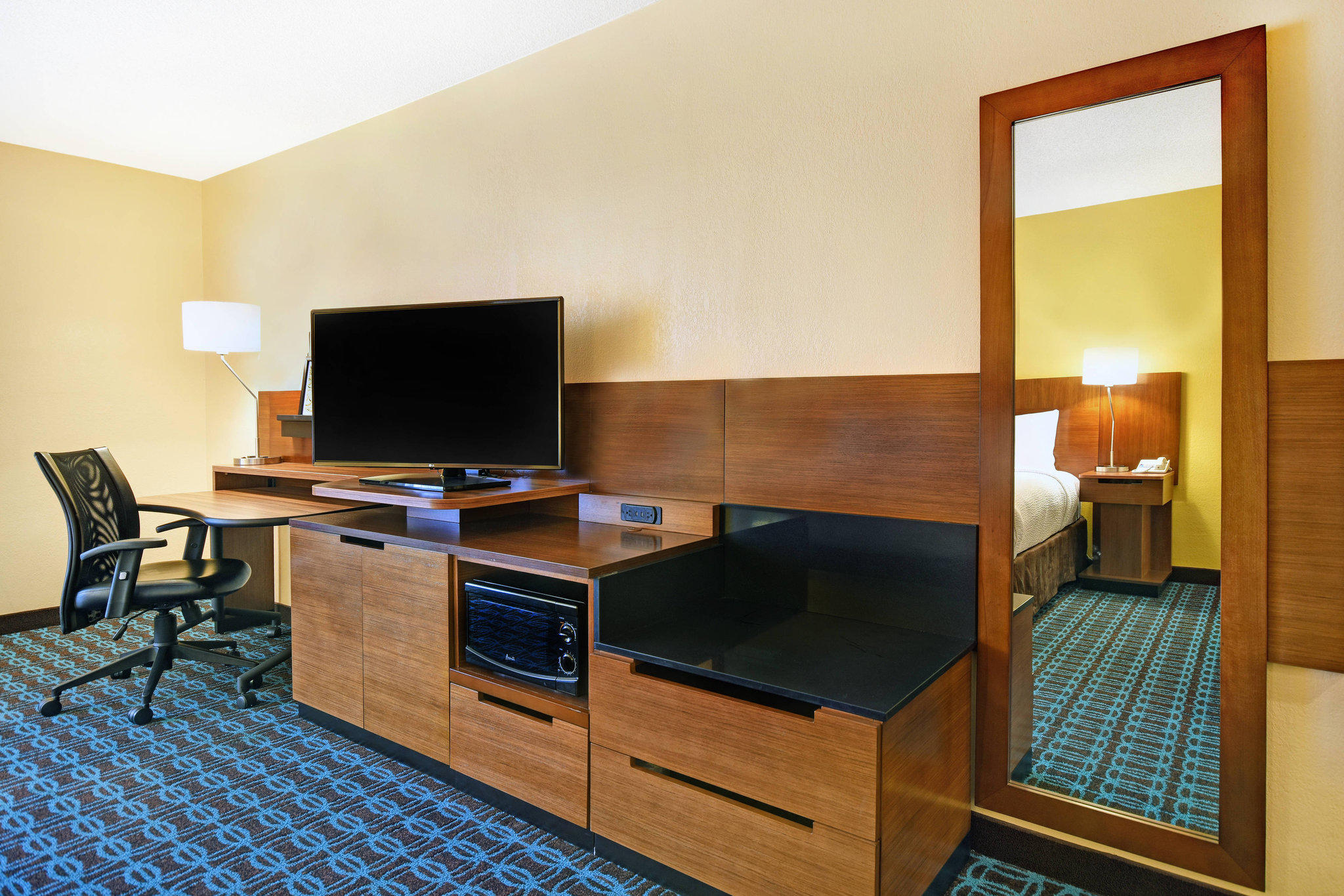 Fairfield Inn & Suites by Marriott Atlanta Vinings/Galleria Photo