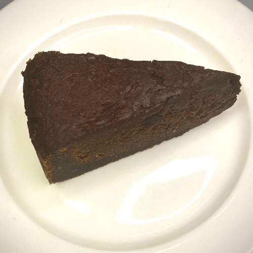 Yard Vybz Rum Cake