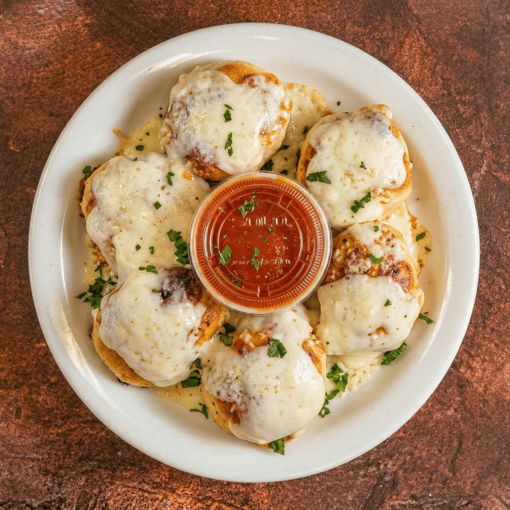 Garlic Knots with Cheese