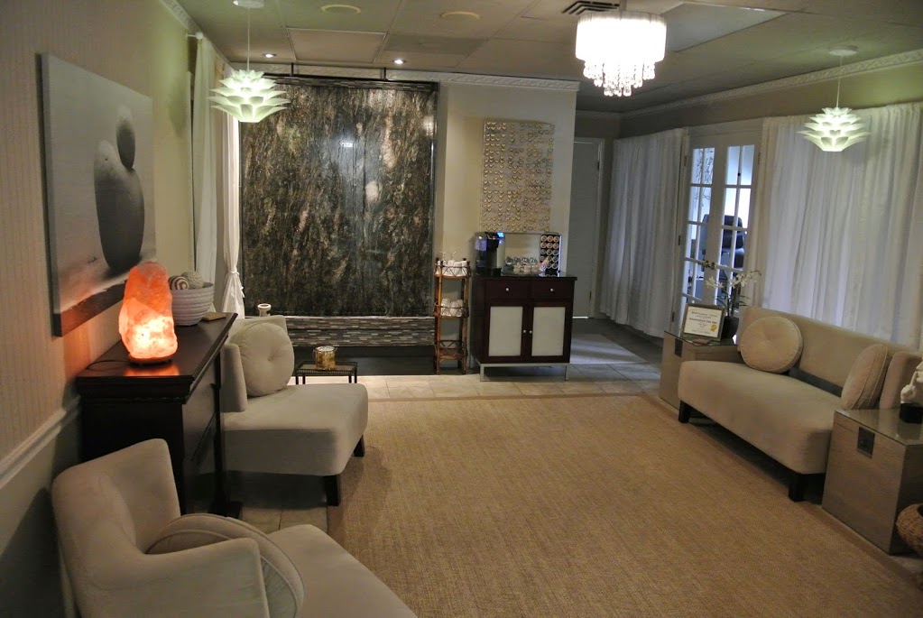 Renaissance Day Spa Image