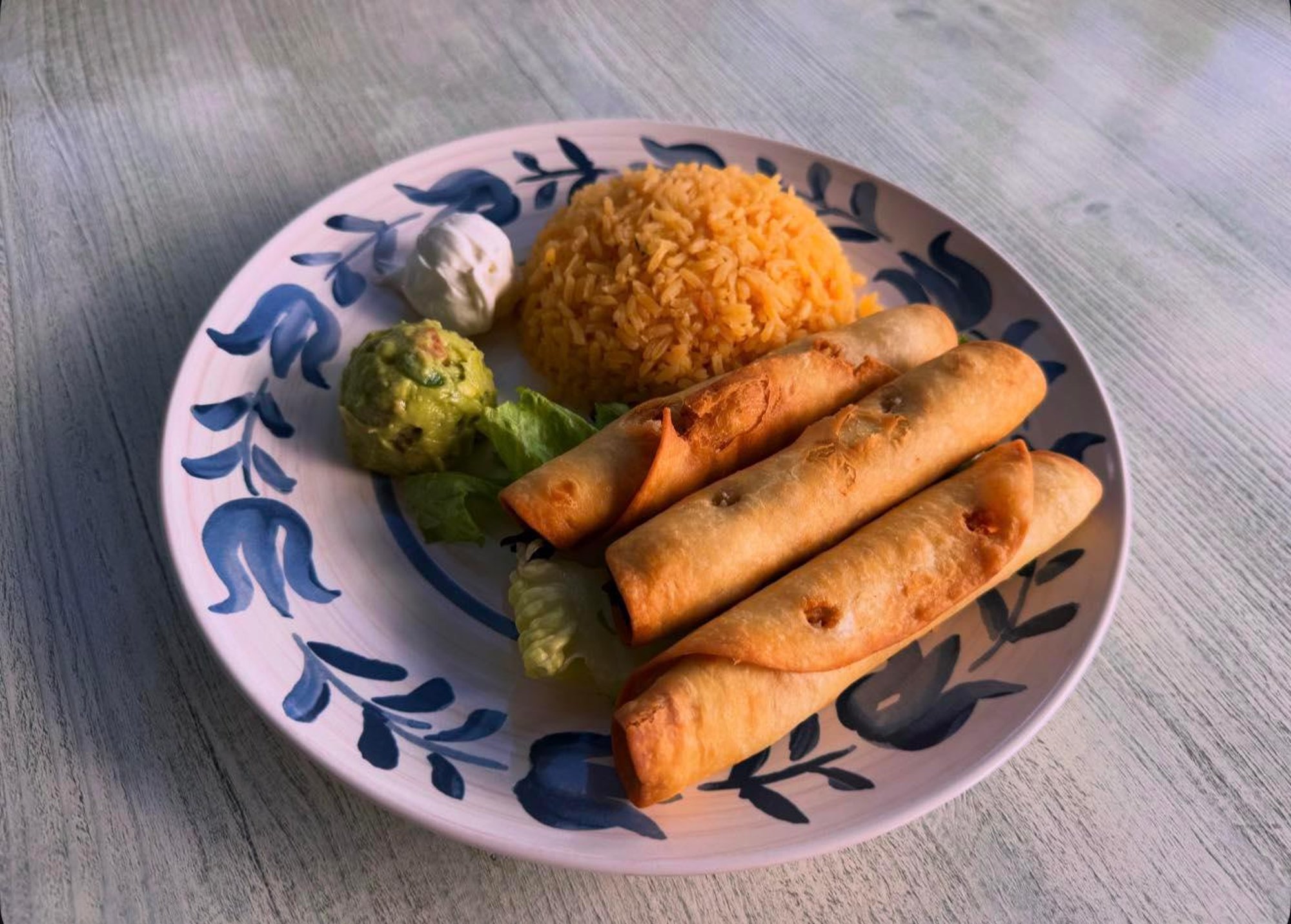 FLAUTAS PLATE