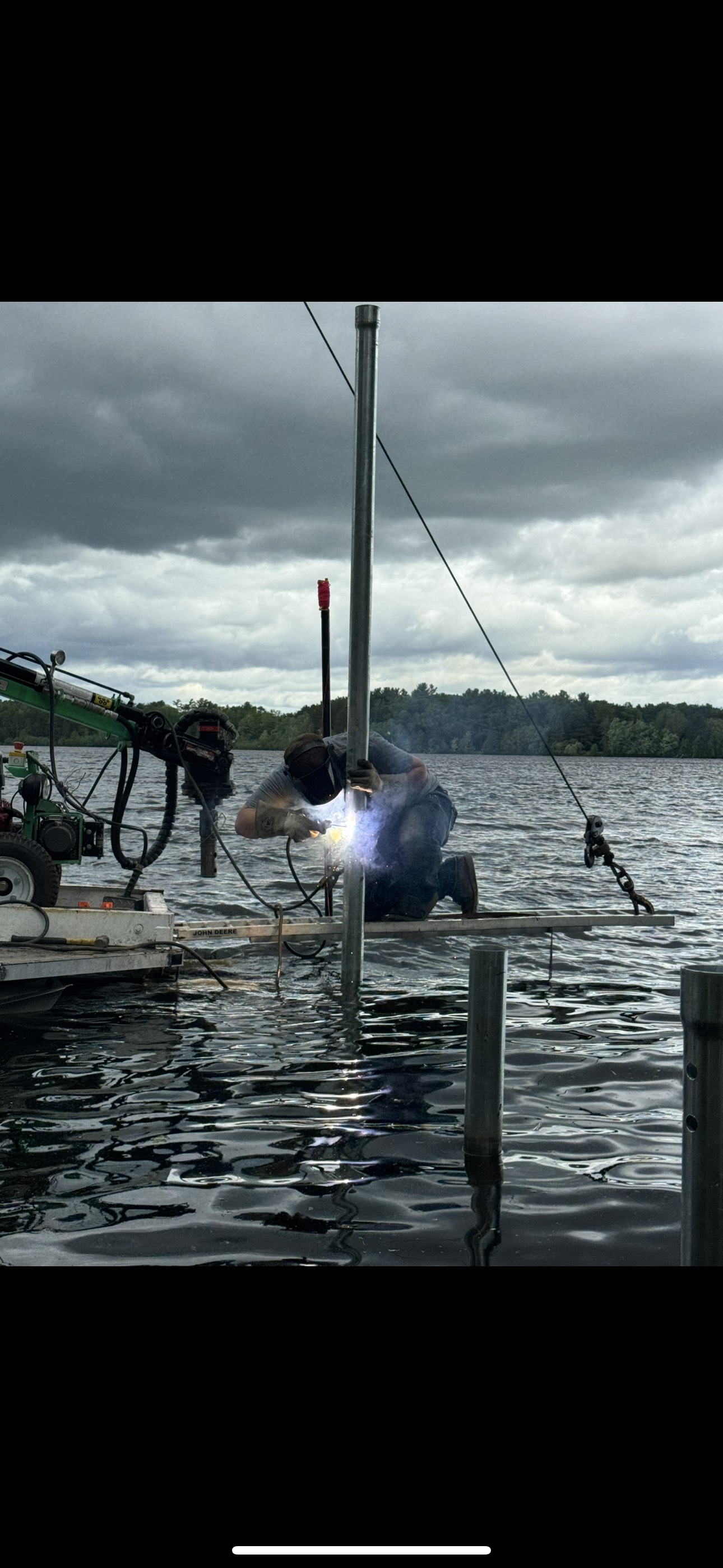 JH Dock and Lift Services Image