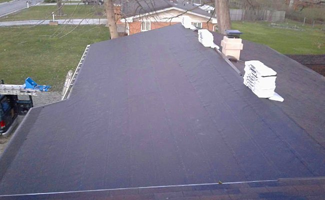 I H Roofing Photo