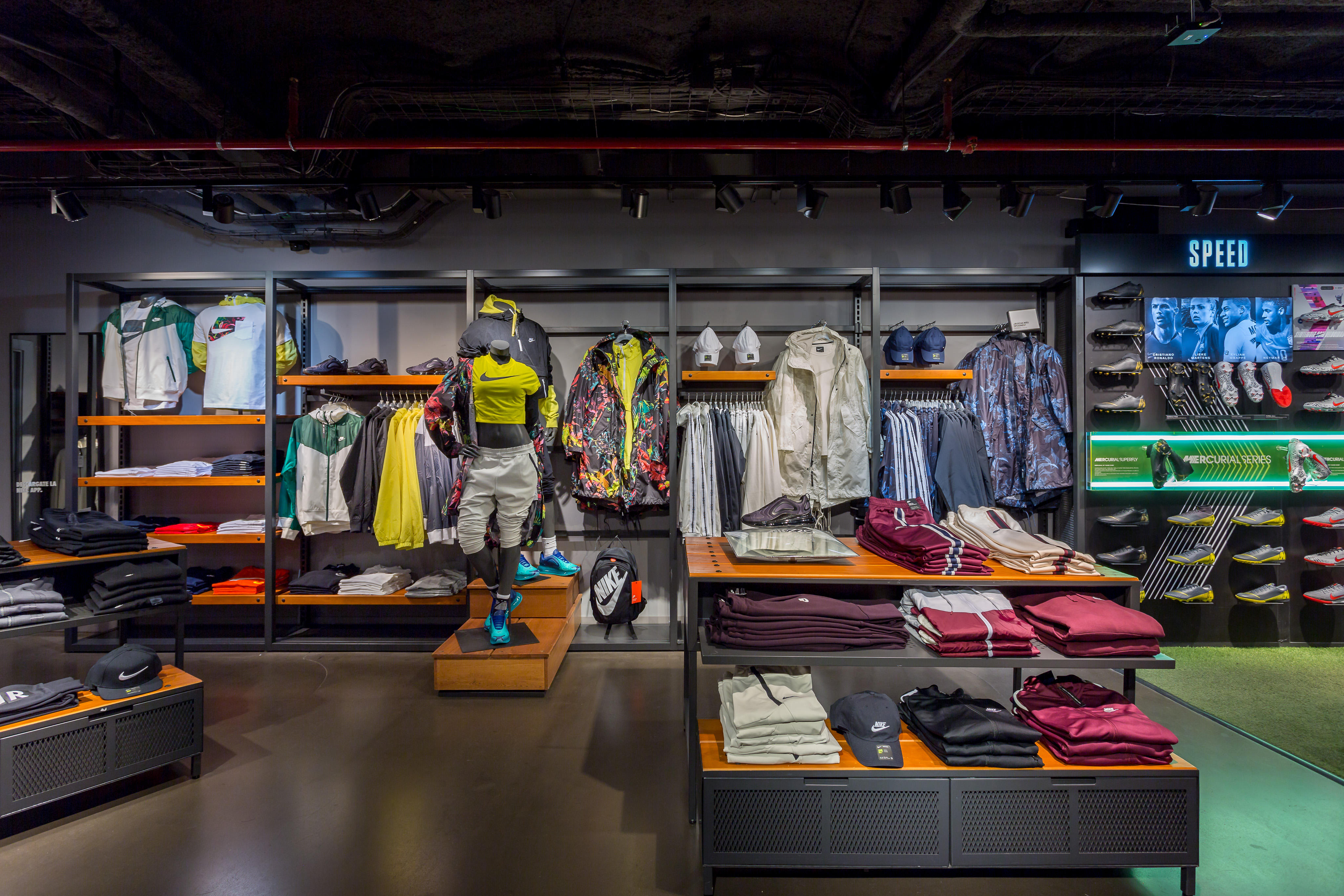 Images Nike Store Gran Via