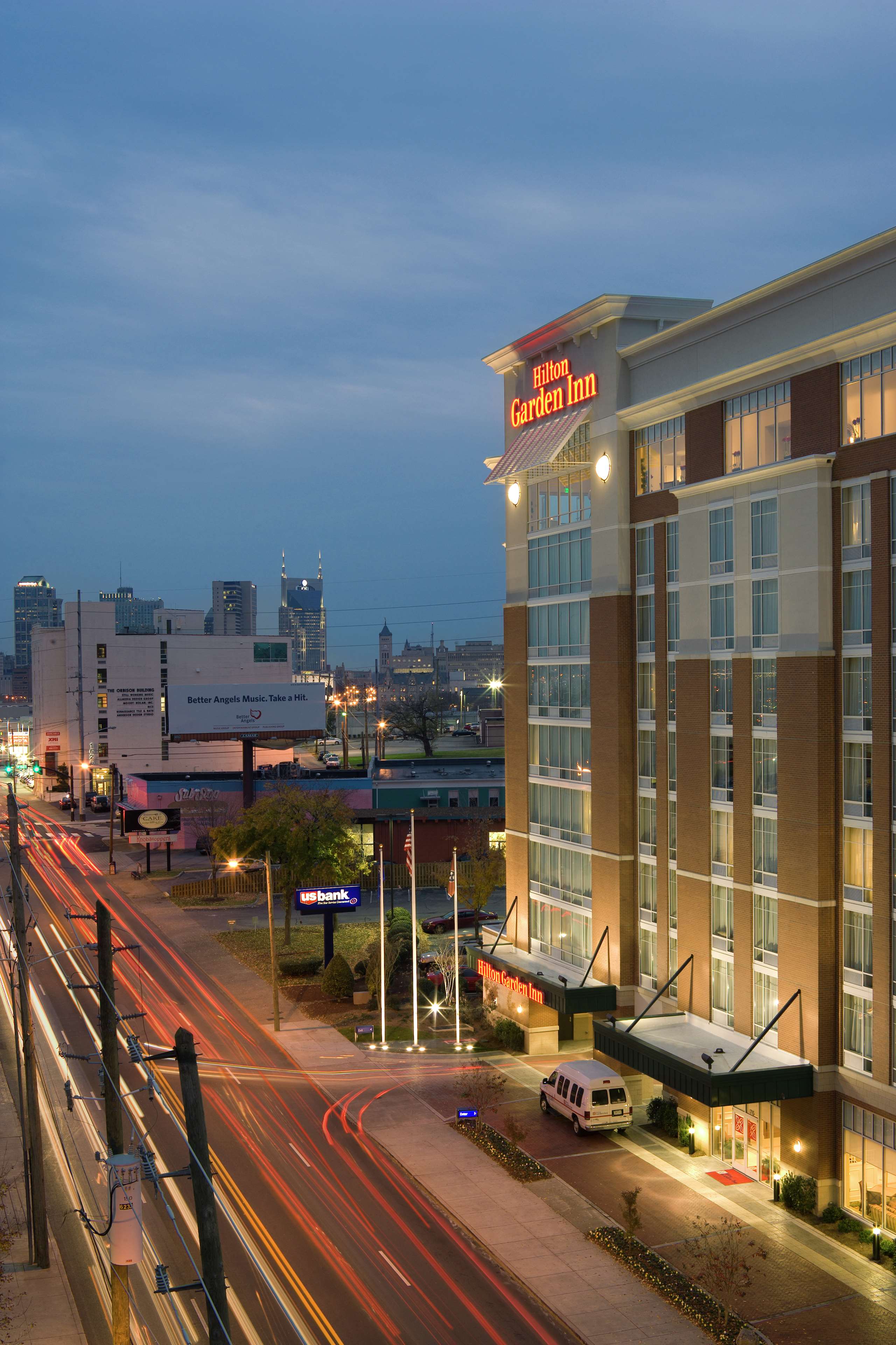 Hilton Garden Inn Nashville Vanderbilt 1715 Broadway Nashville Tn Hotels And Motels Mapquest