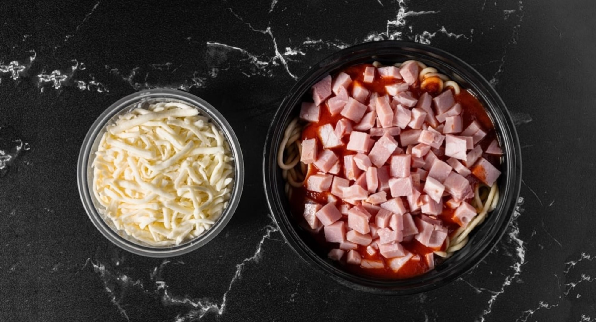 Espaguetis con jamón