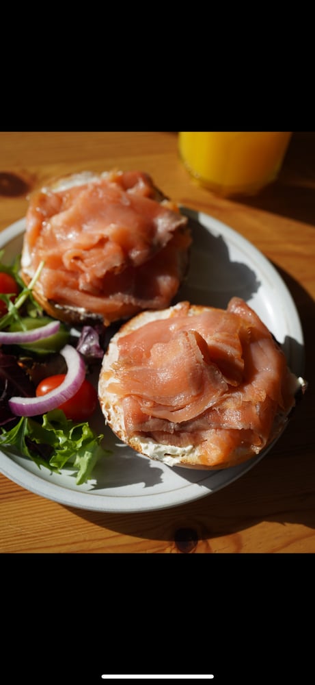 Bagel W/ Cream Cheese & Salmon