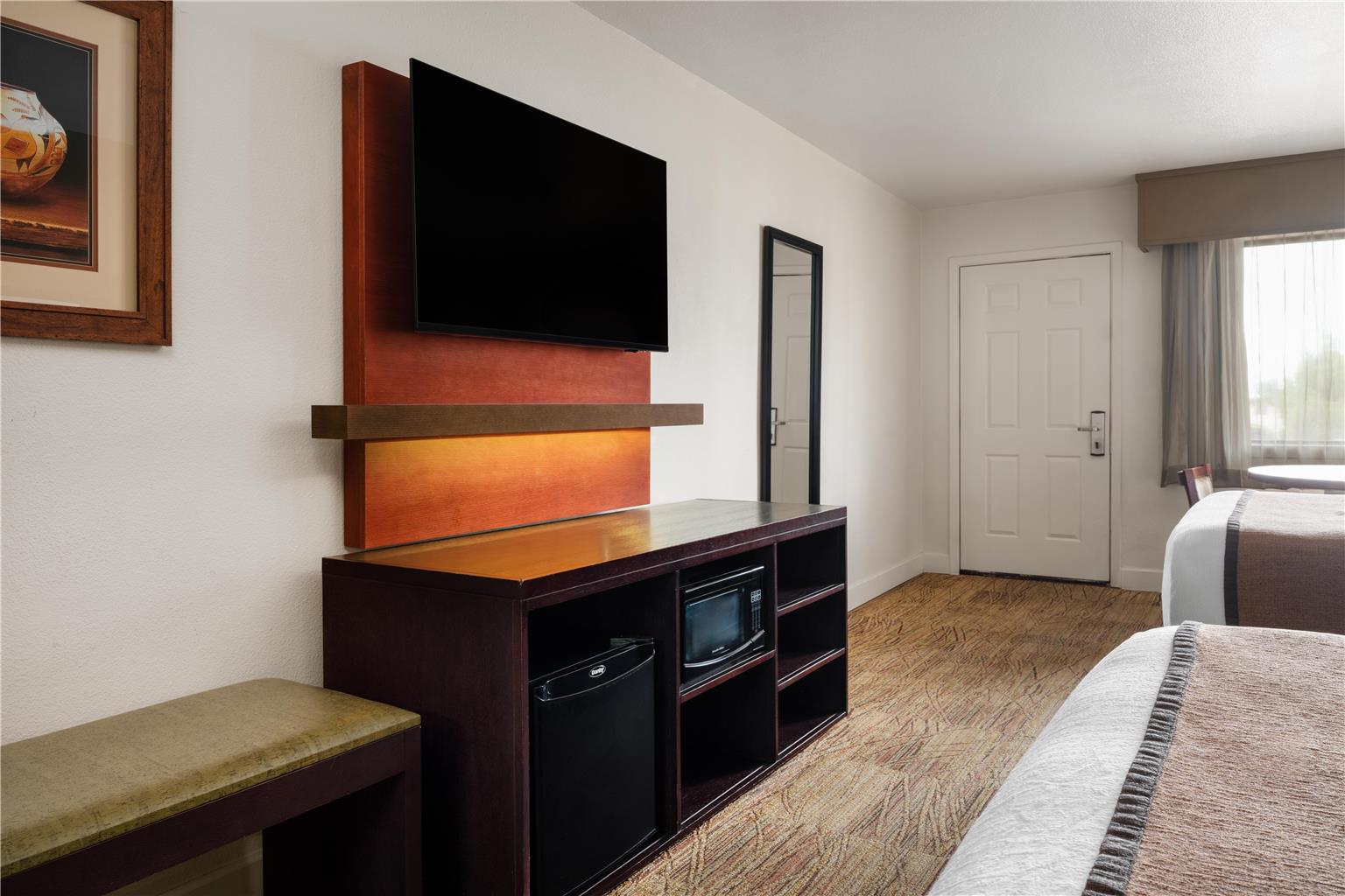 Best Western Discovery Inn Image