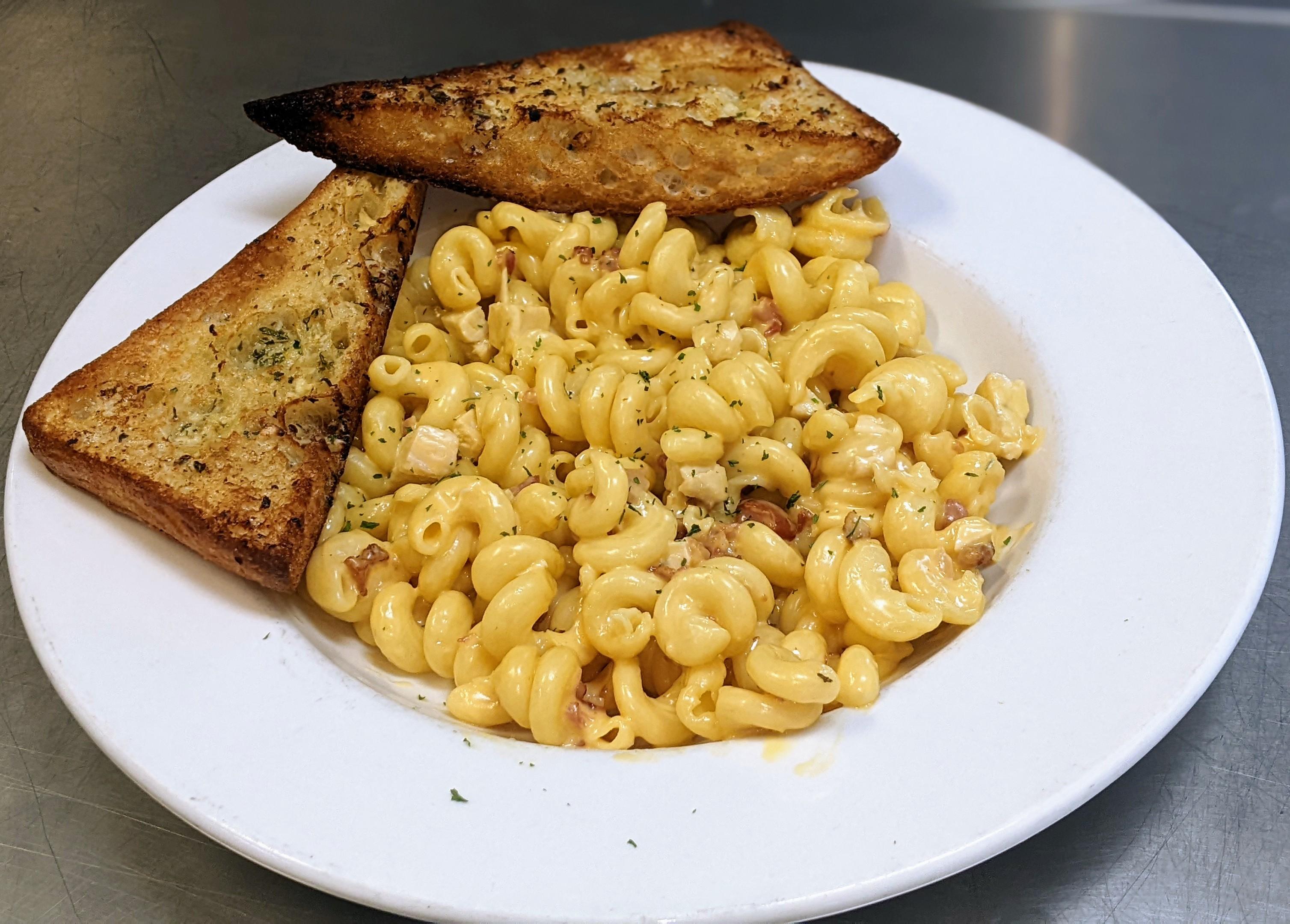 Classic Gouda Mac