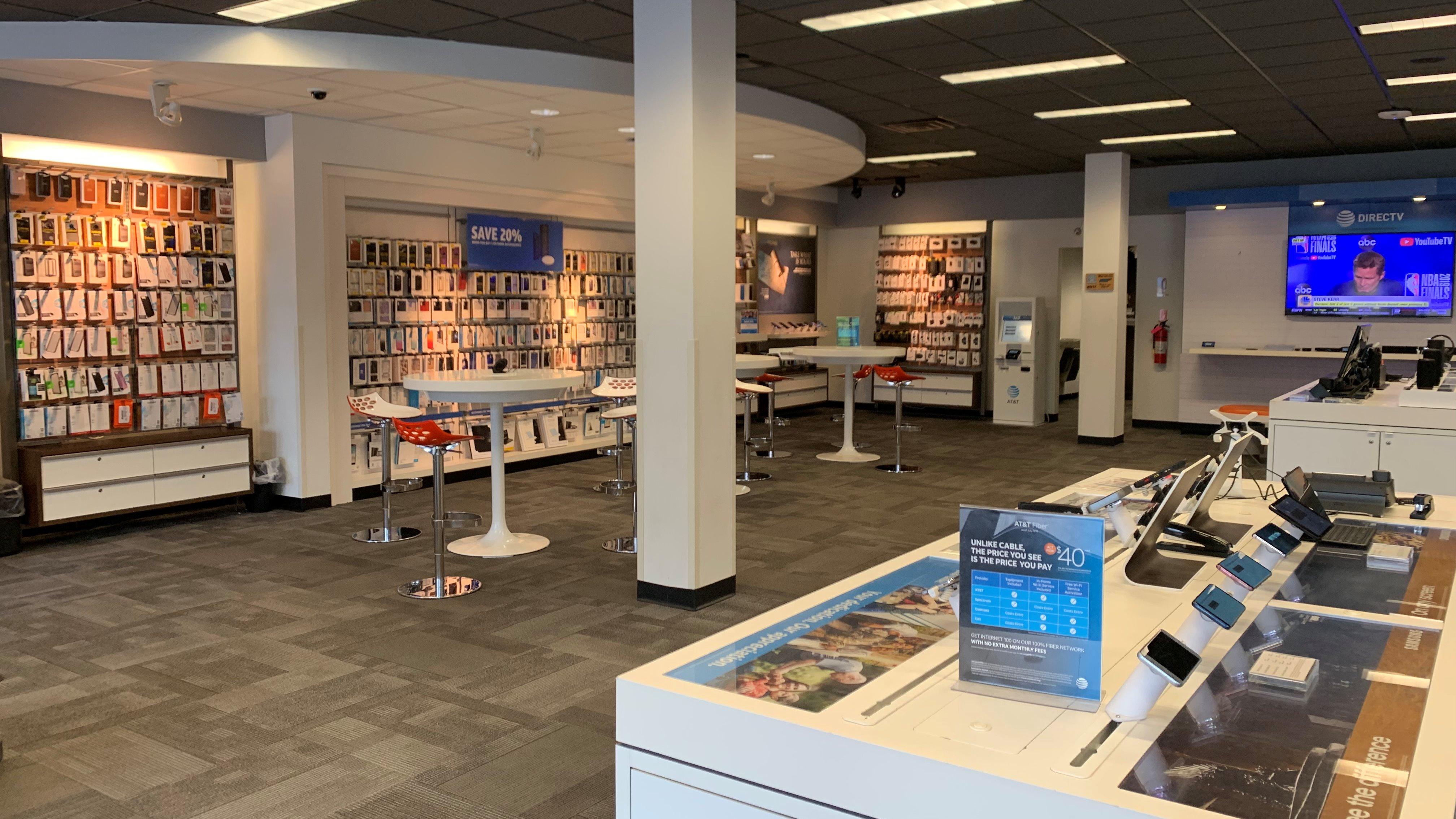 AT&T Store Photo