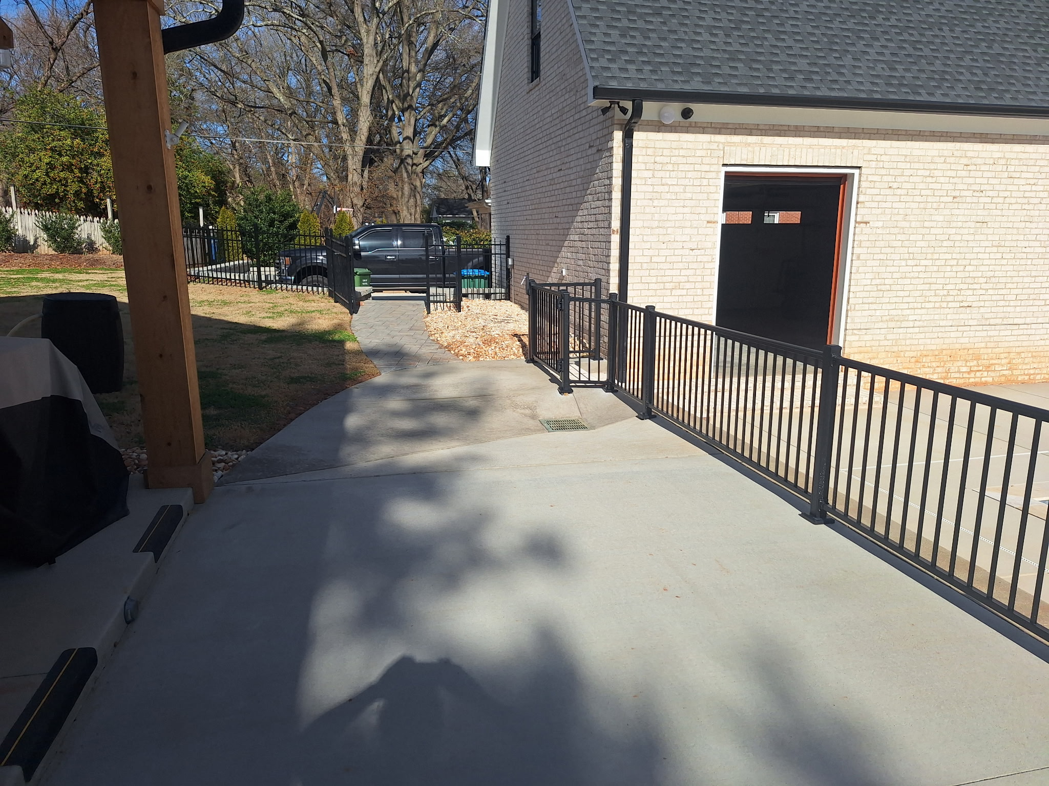 B Line Fencing & Services Image