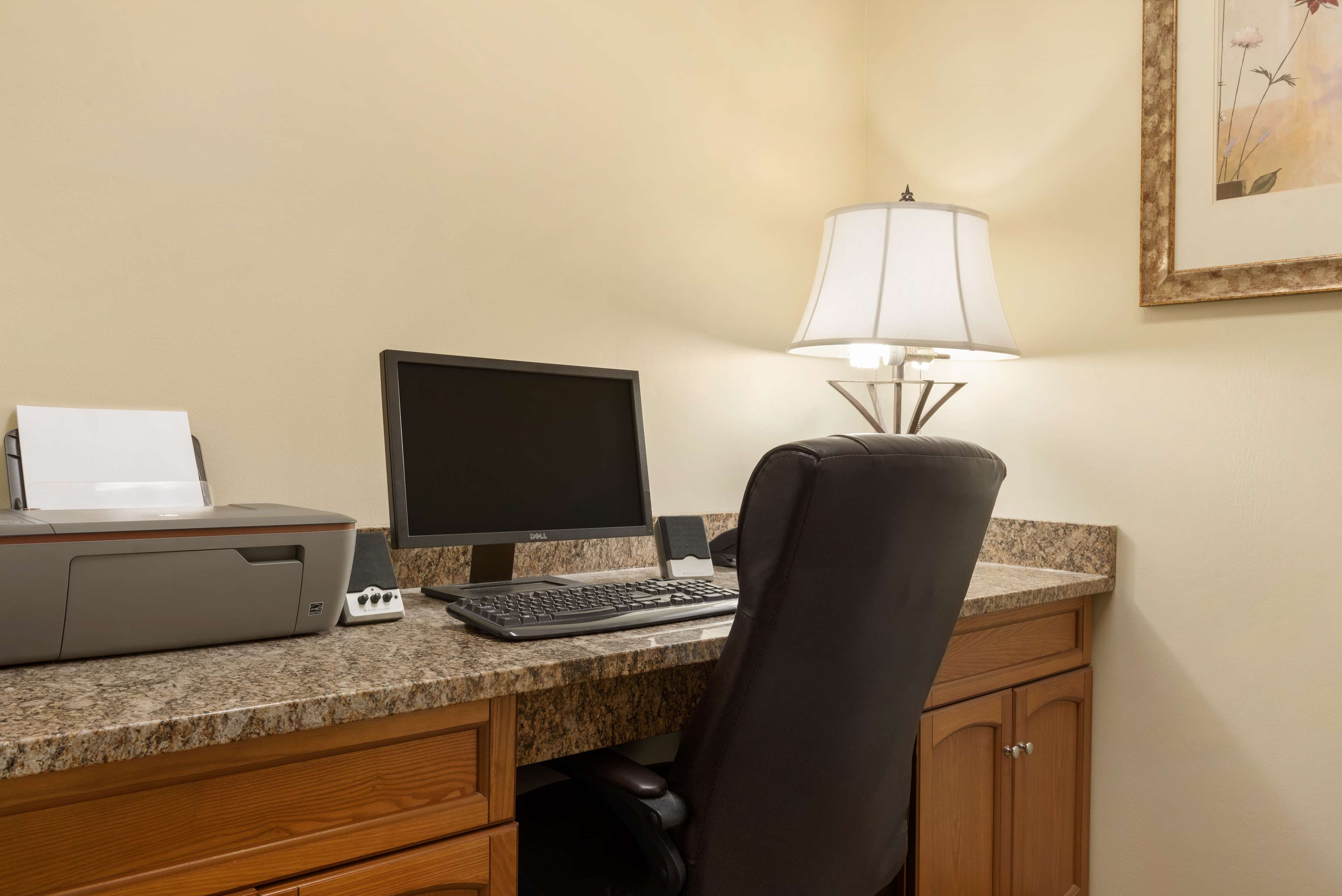 Country Inn & Suites by Radisson, Moline Airport, IL Photo