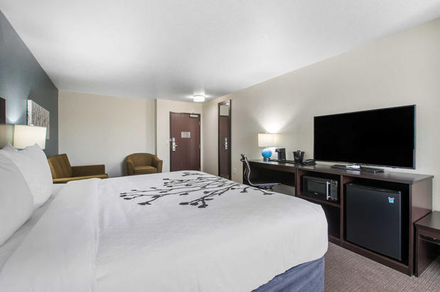 Images Sleep Inn & Suites Ankeny - Des Moines