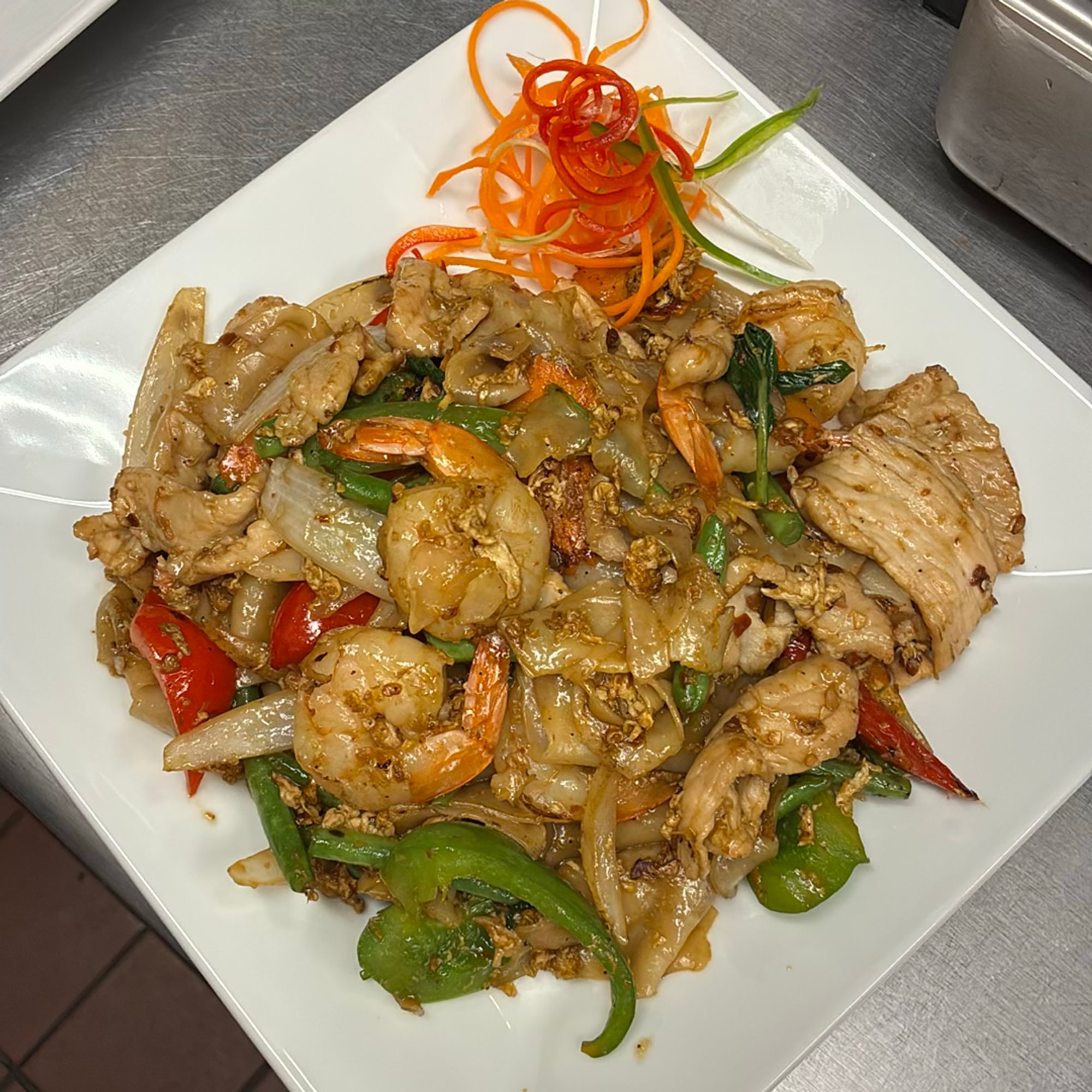 Drunken Noodle