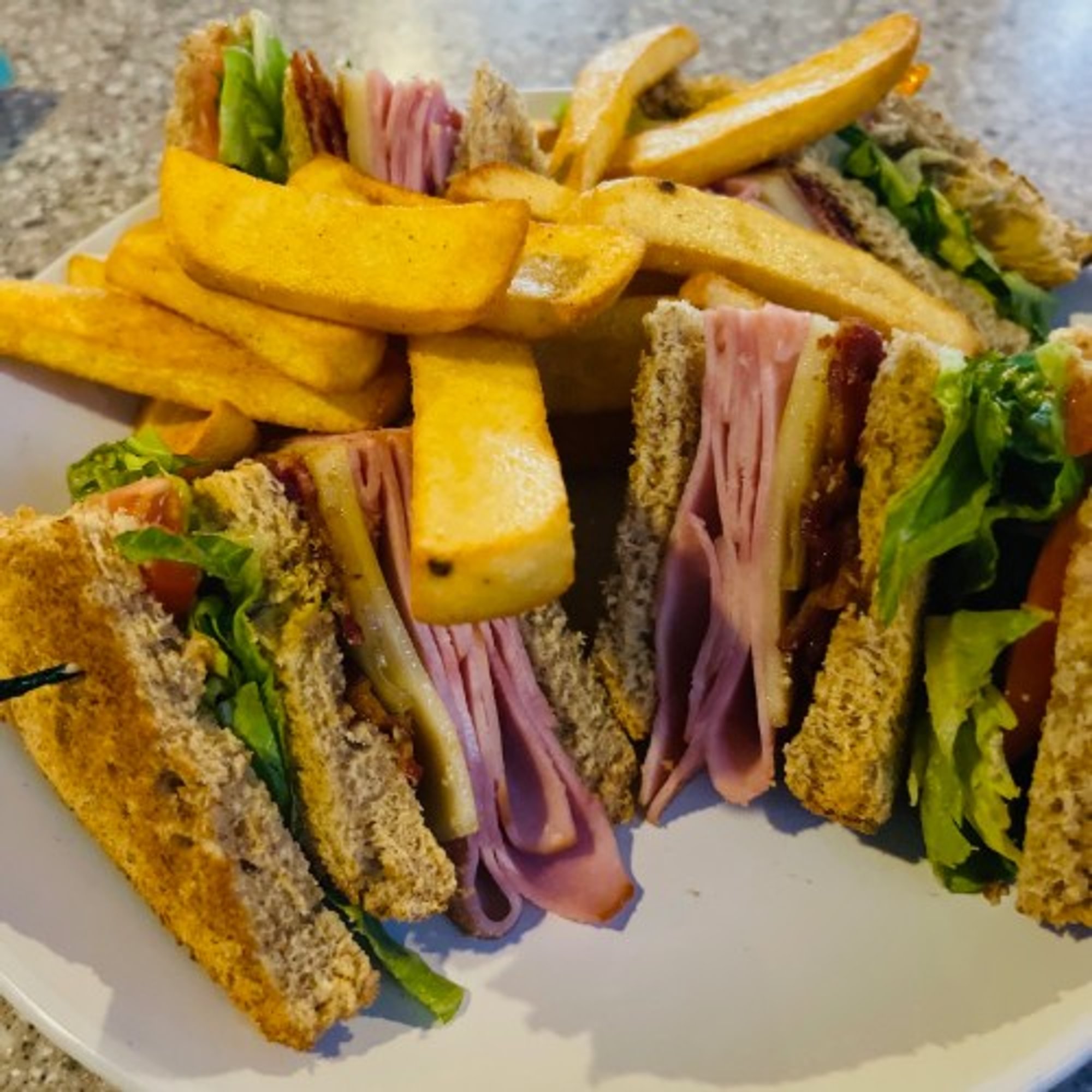 Lunch Club Sandwich
