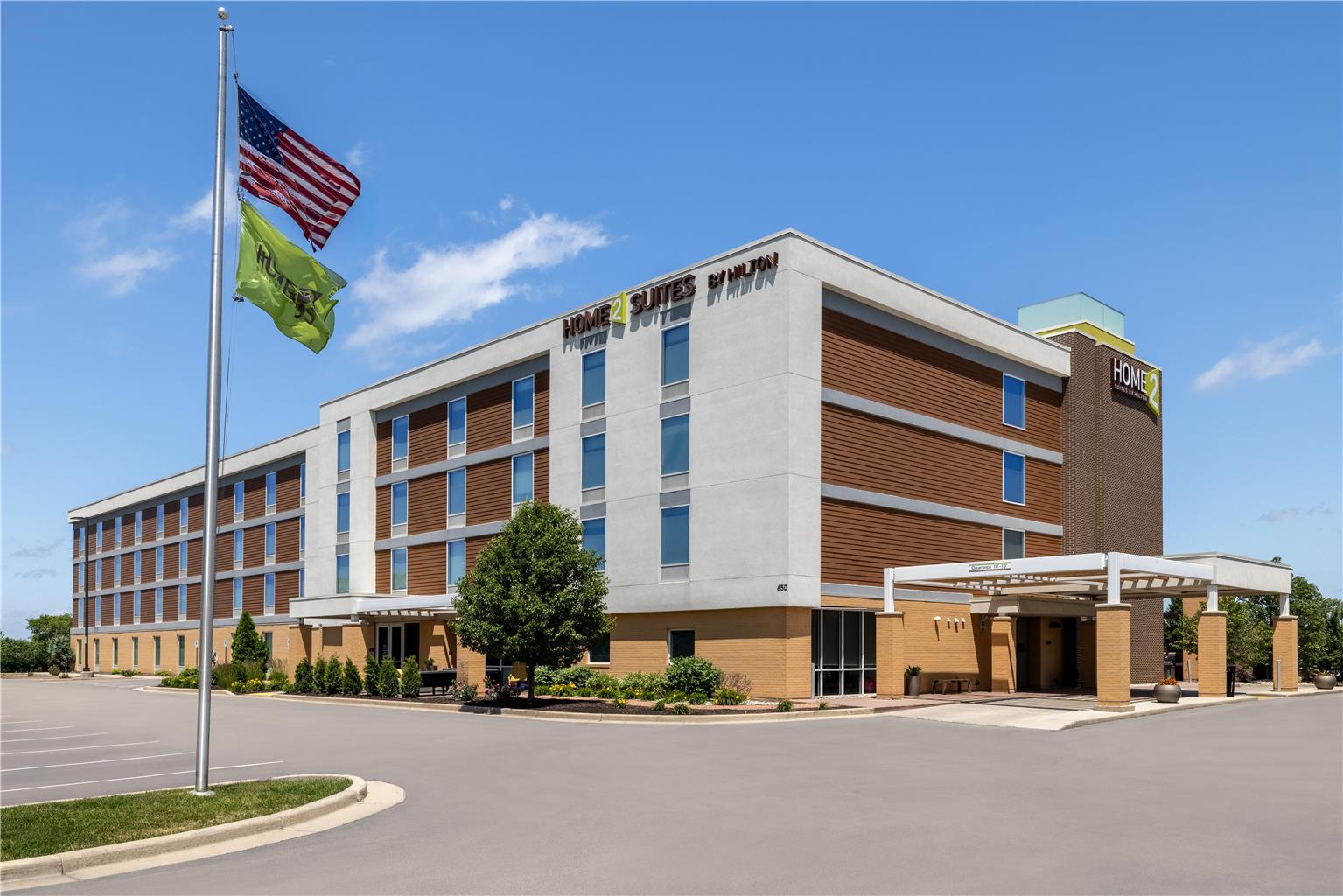 Home2 Suites by Hilton Milwaukee Brookfield Logo