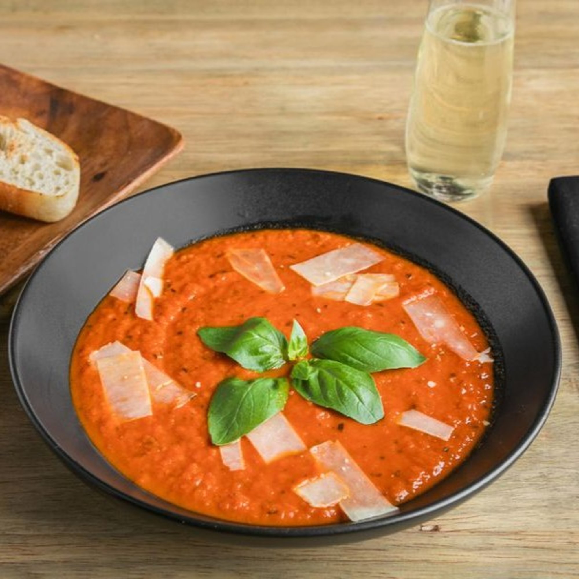 Fresh Tomato Basil Soup
