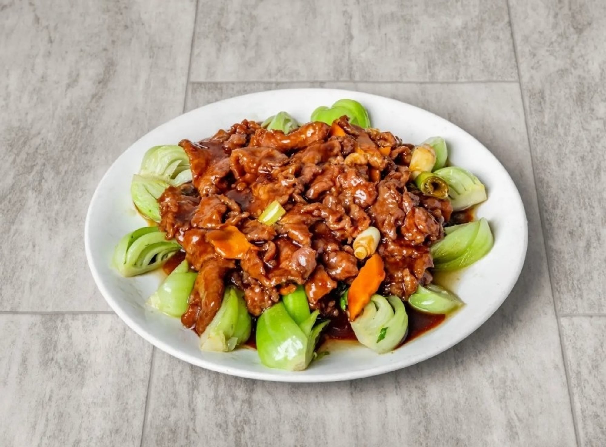 Beef with Chinese green baby cabbage / 牛肉青江菜