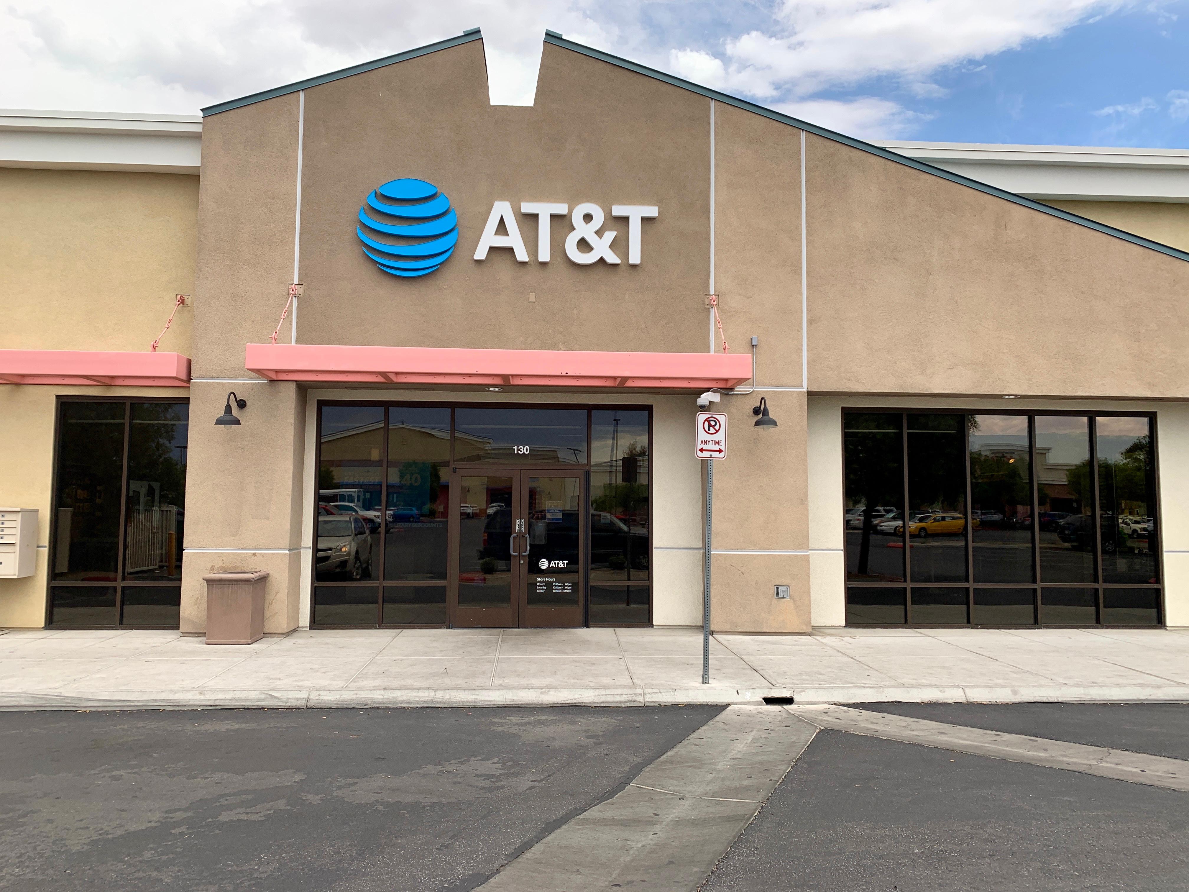 AT&T Store Photo