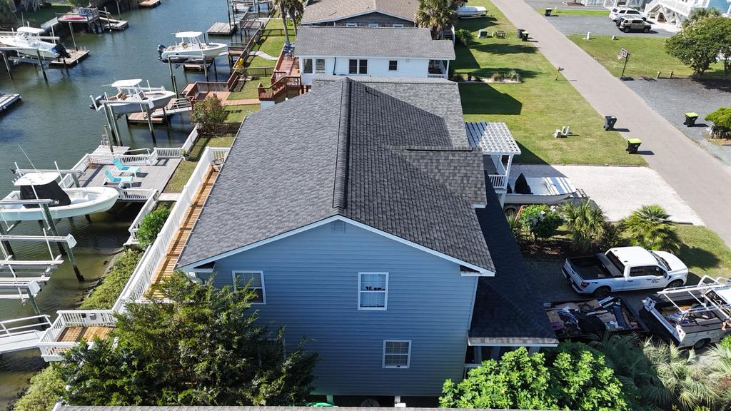 Willis Roofing Image