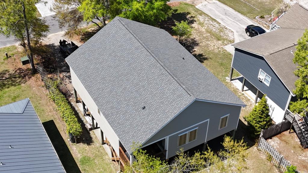 Willis Roofing Image