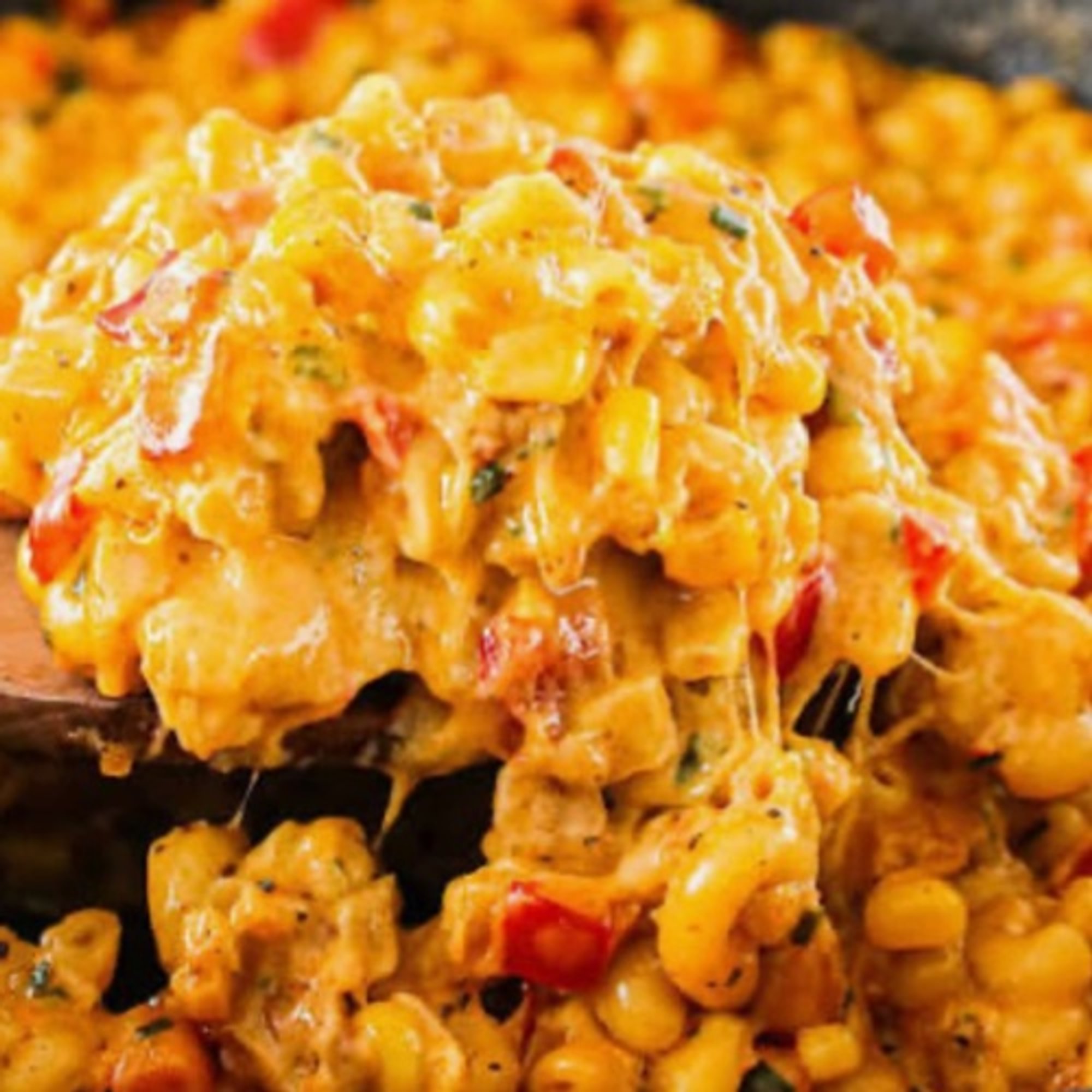 CAJUN MAC AND CHEESE